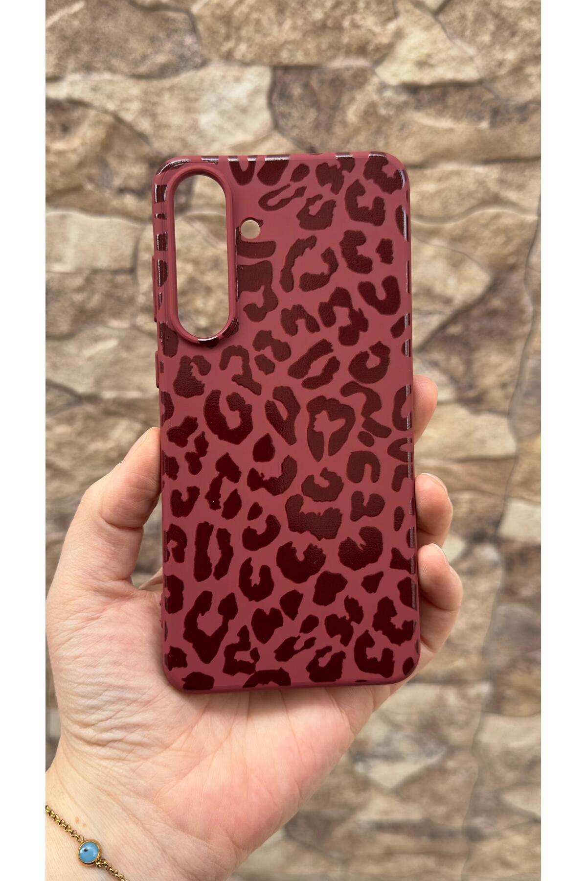 Samsung Galaxy S25 FE Uyumlu Leopar Desenli Silikon Darbe Emici Klasik Korumalı Rubber Kılıf