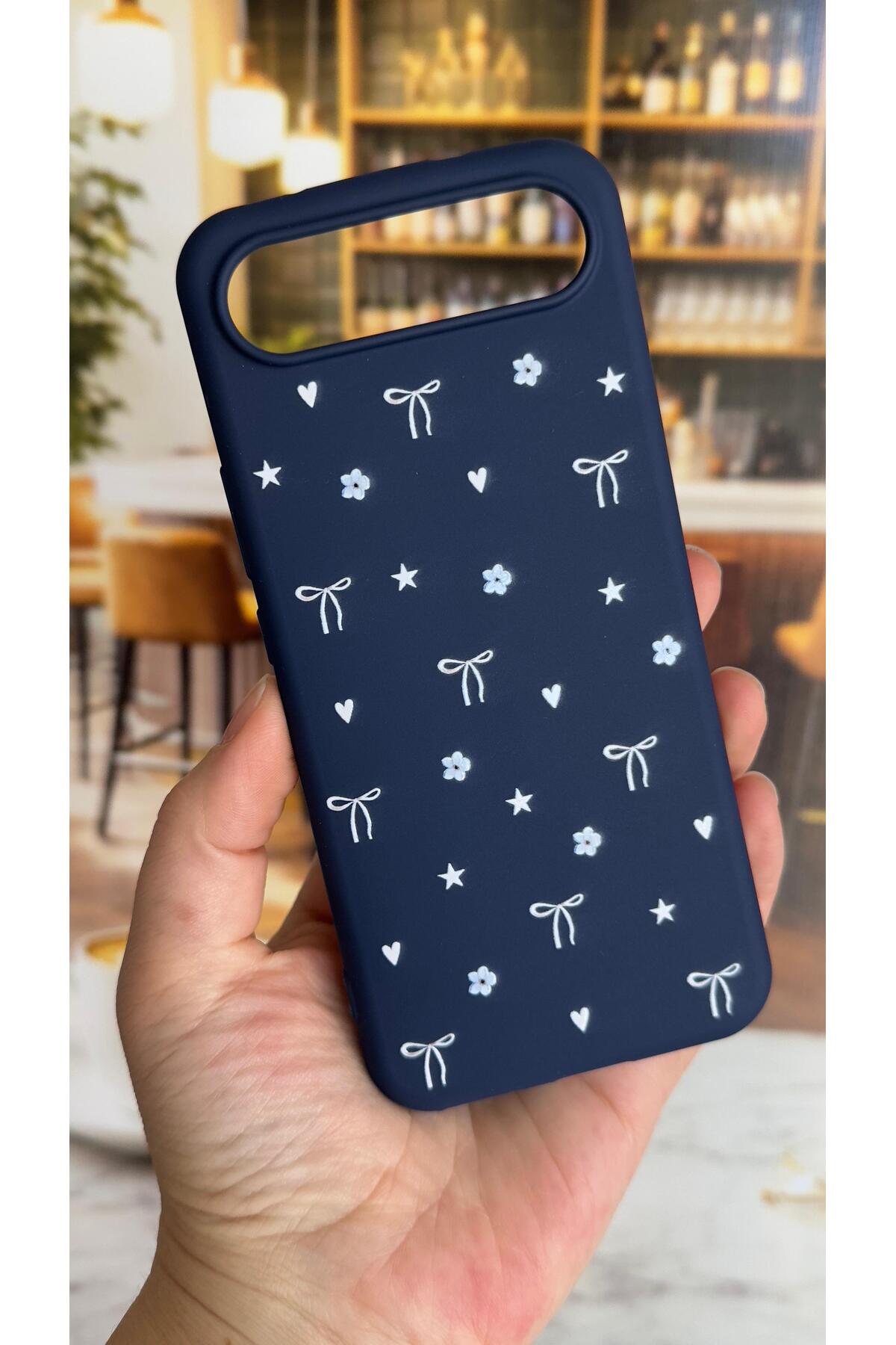Tecno Spark Slim 5G Uyumlu Mini Fiyonk Desenli Silikon Darbe Emici Klasik Korumalı Rubber Kılıf