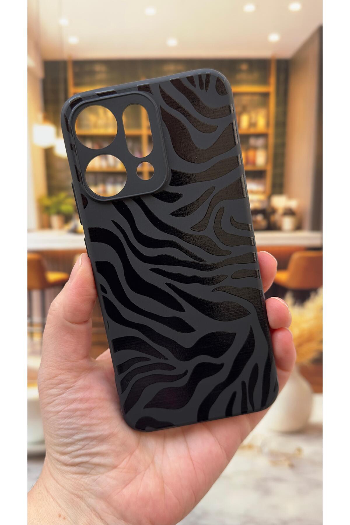 OPPO RENO 14 Uyumlu Zebra Desenli Silikon Darbe Emici Klasik Korumalı Rubber Kılıf