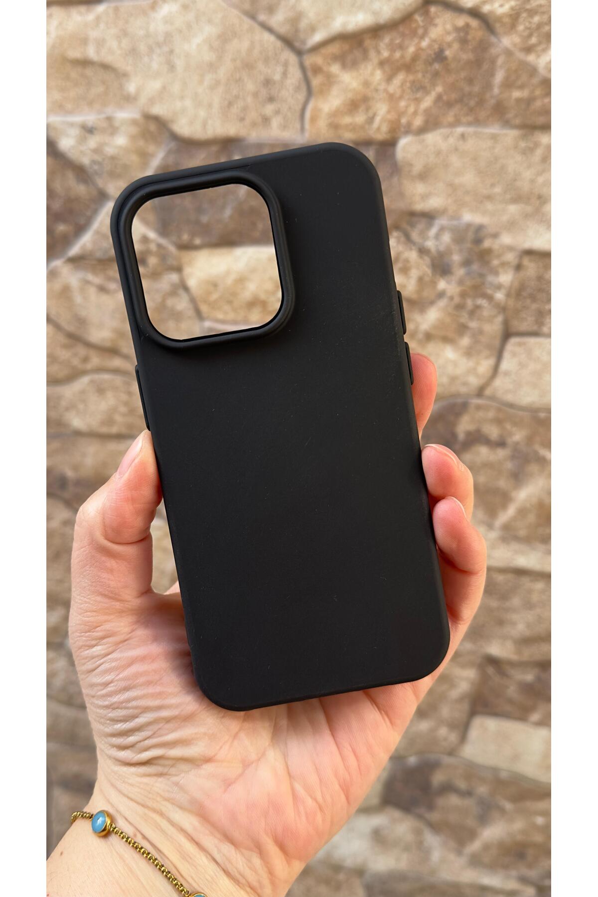 Iphone 15 Pro Uyumlu Silikon Darbe Emici Klasik Korumalı Rubber Kılıf
