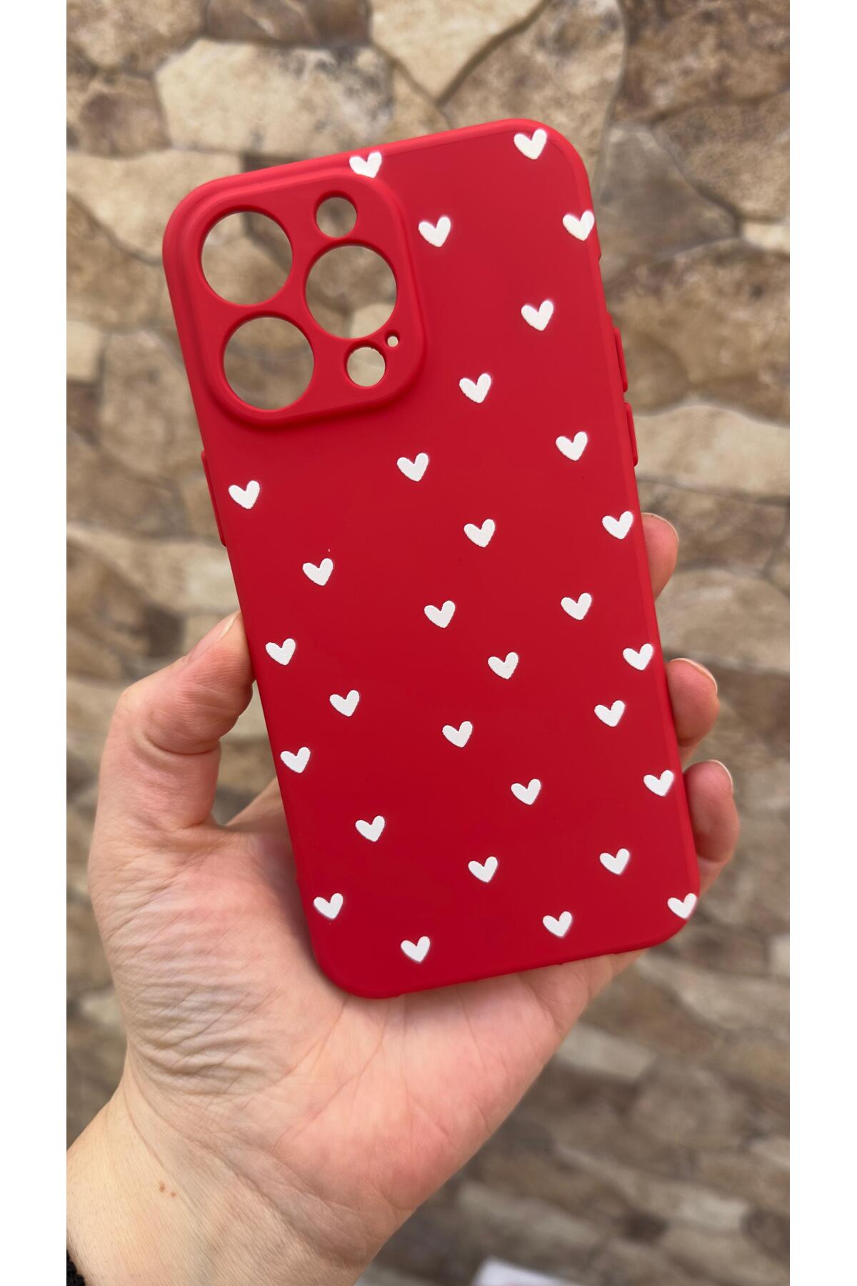 iPhone 14 Pro Max Uyumlu Mini Beyaz Kalp Desenli Silikon Darbe Emici Klasik Korumalı Rubber Kılıf