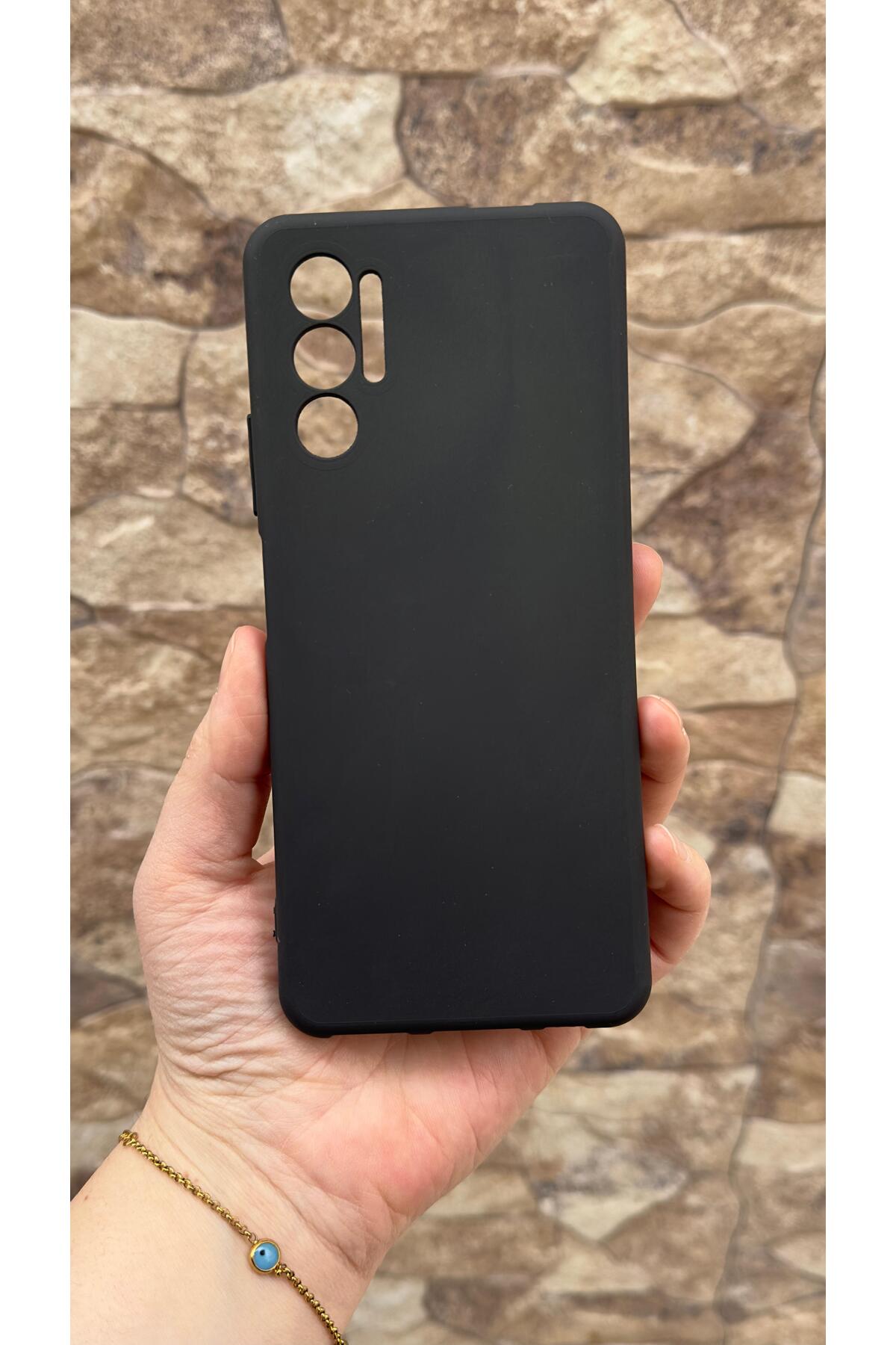 Tecno Pova 3 Uyumlu Silikon Darbe Emici Klasik Korumalı Rubber Kılıf