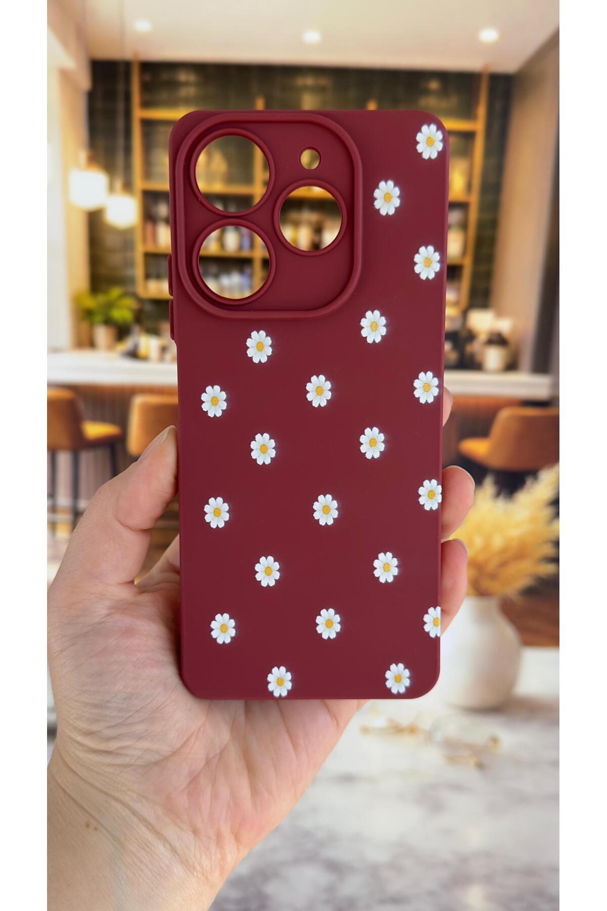 Tecno Spark 10 PRO Uyumlu Beyaz Papatya Desenli Silikon Darbe Emici Rubber Kılıf