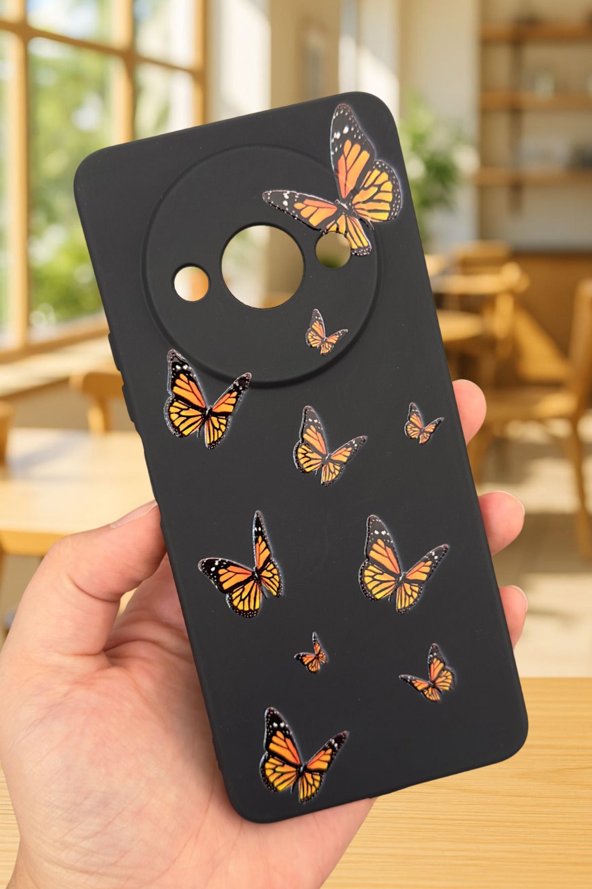 Xiaomi Redmi A3 Uyumlu Turuncu Kelebek Desenli Silikon Darbe Emici Klasik Korumalı Rubber Kılıf