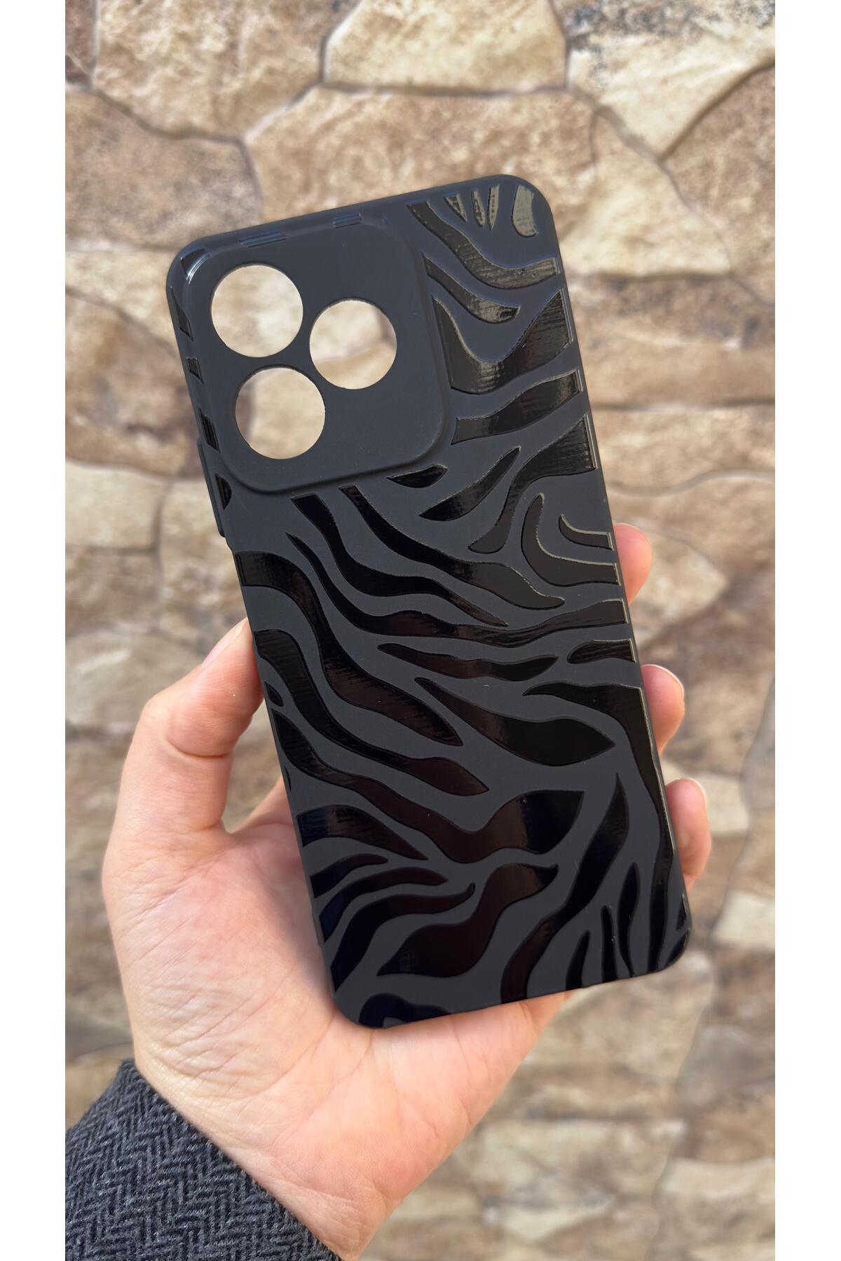 Realme C63 Uyumlu Zebra Desenli Silikon Darbe Emici Klasik Korumalı Rubber Kılıf