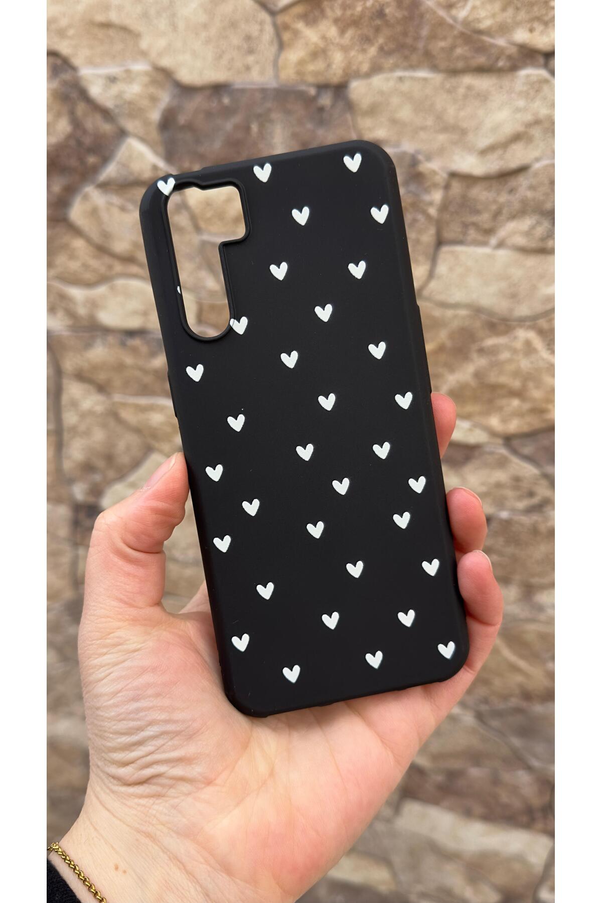 Oppo A91 Uyumlu Mini Beyaz Kalp Desenli Silikon Darbe Emici Klasik Korumalı Rubber Kılıf