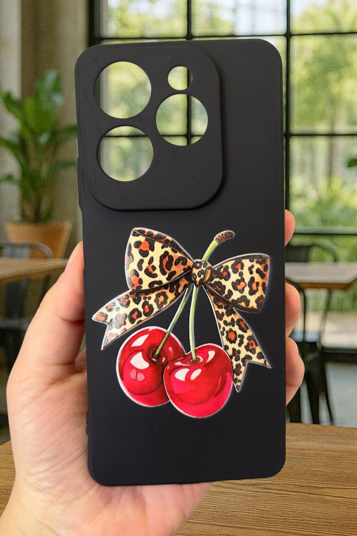 İNFİNİX HOT 40 Uyumlu Kiraz Leopar Fiyonk Desenli Silikon Darbe Emici Klasik Rubber Kılıf