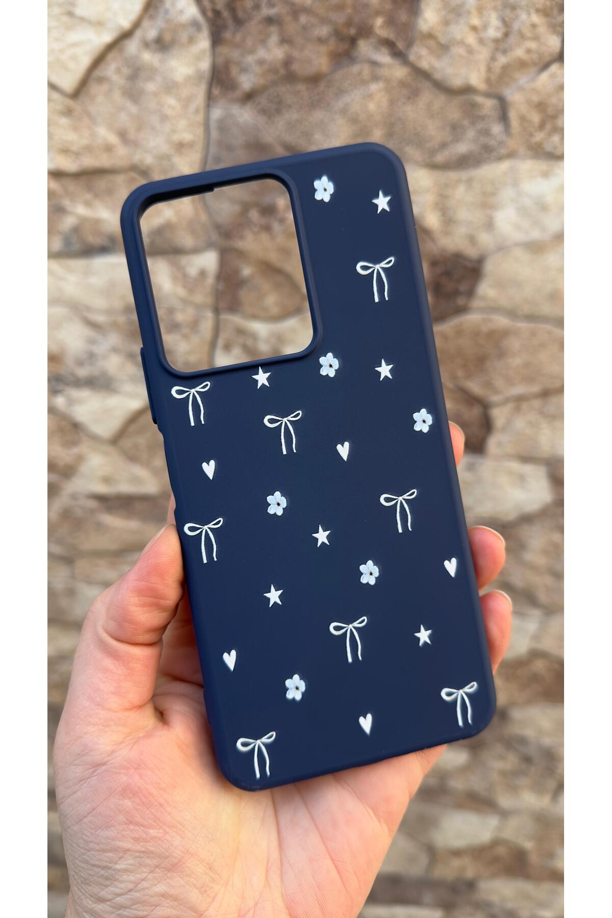 VİVO Y35 Uyumlu Mini Fiyonk Desenli Silikon Darbe Emici Klasik Korumalı Rubber Kılıf