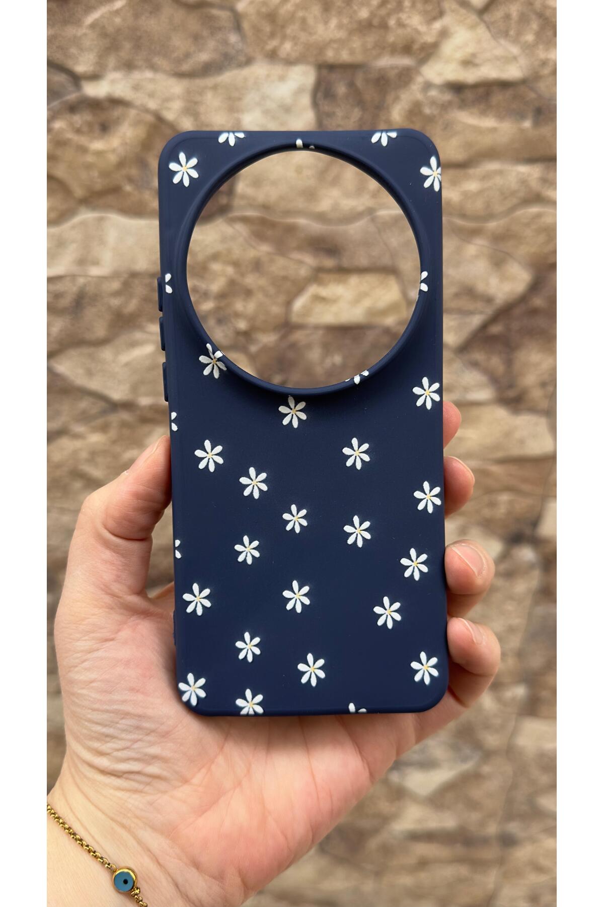 Mİ 15 Ultra Uyumlu Mini Papatya Desenli Silikon Darbe Emici Klasik Korumalı Rubber Kılıf