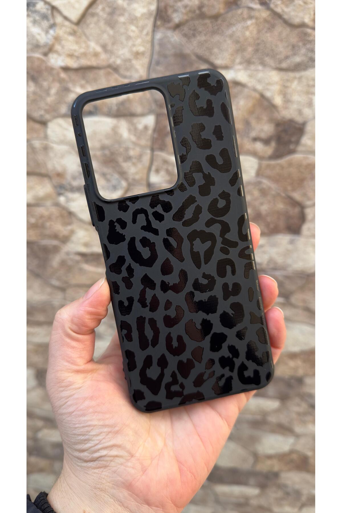 VİVO Y35 Uyumlu Leopar Desenli Silikon Darbe Emici Klasik Korumalı Rubber Kılıf