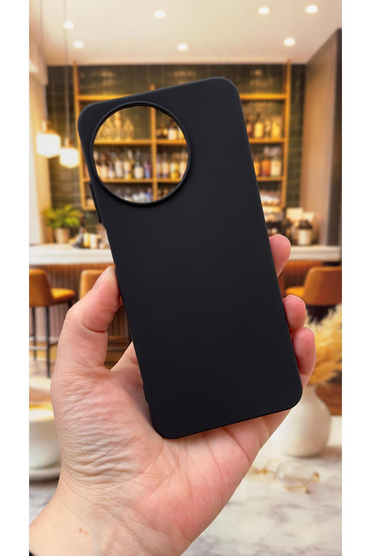 Realme 11 Uyumlu Silikon Darbe Emici Klasik Korumalı Rubber Kılıf