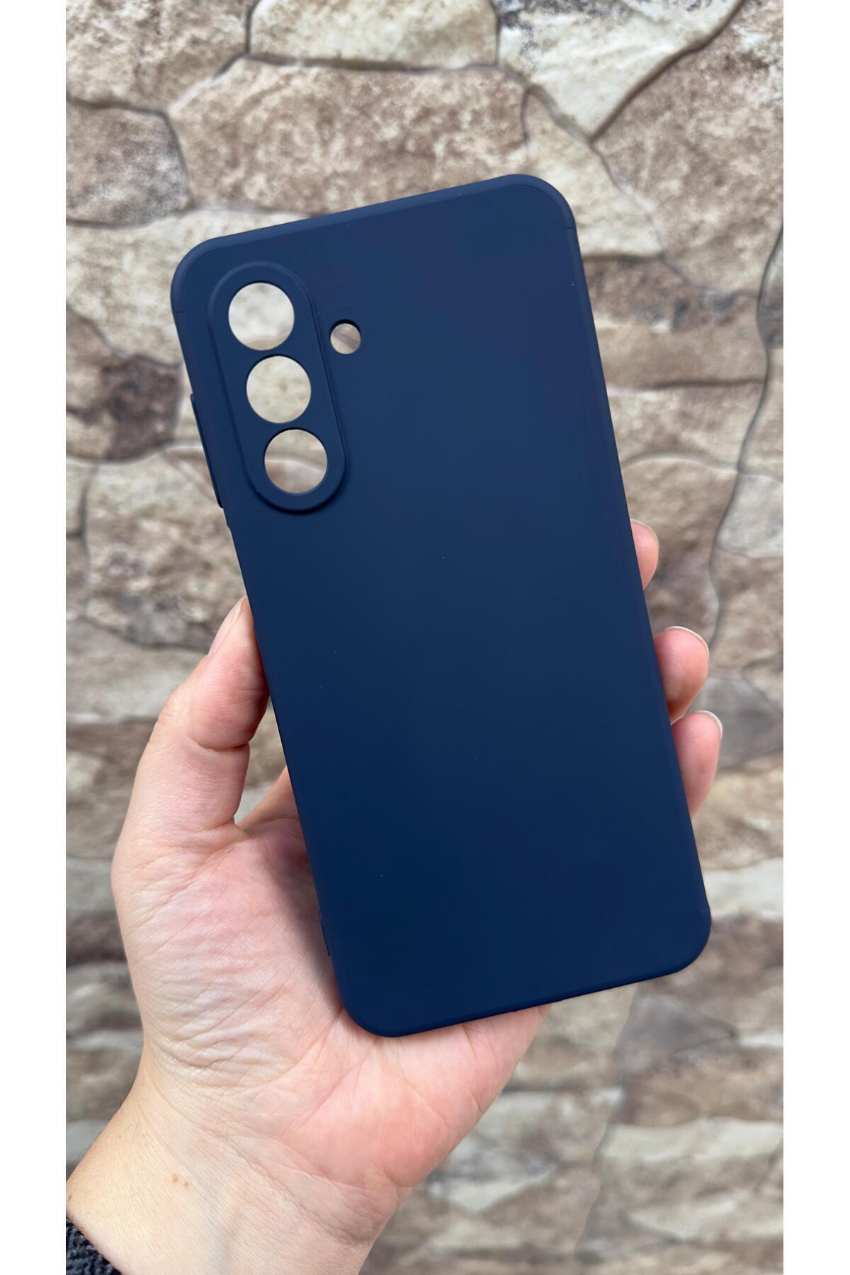 Samsung Galaxy A17 - Silikon Darbe Emici Klasik Korumalı Rubber Kılıf