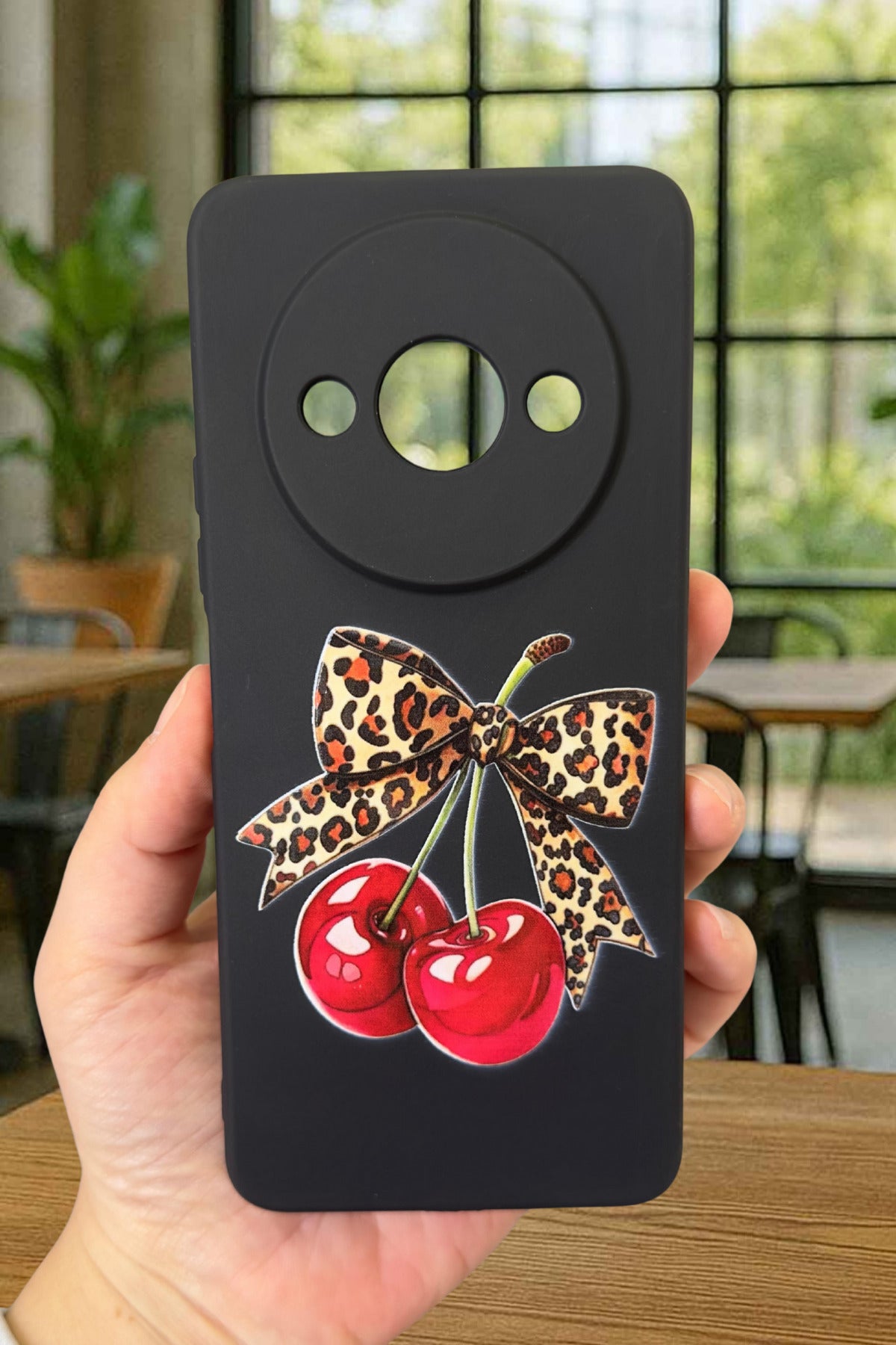 Xiaomi Redmi A3 Uyumlu Kiraz Leopar Fiyonk Desenli Silikon Darbe Emici Klasik Rubber Kılıf