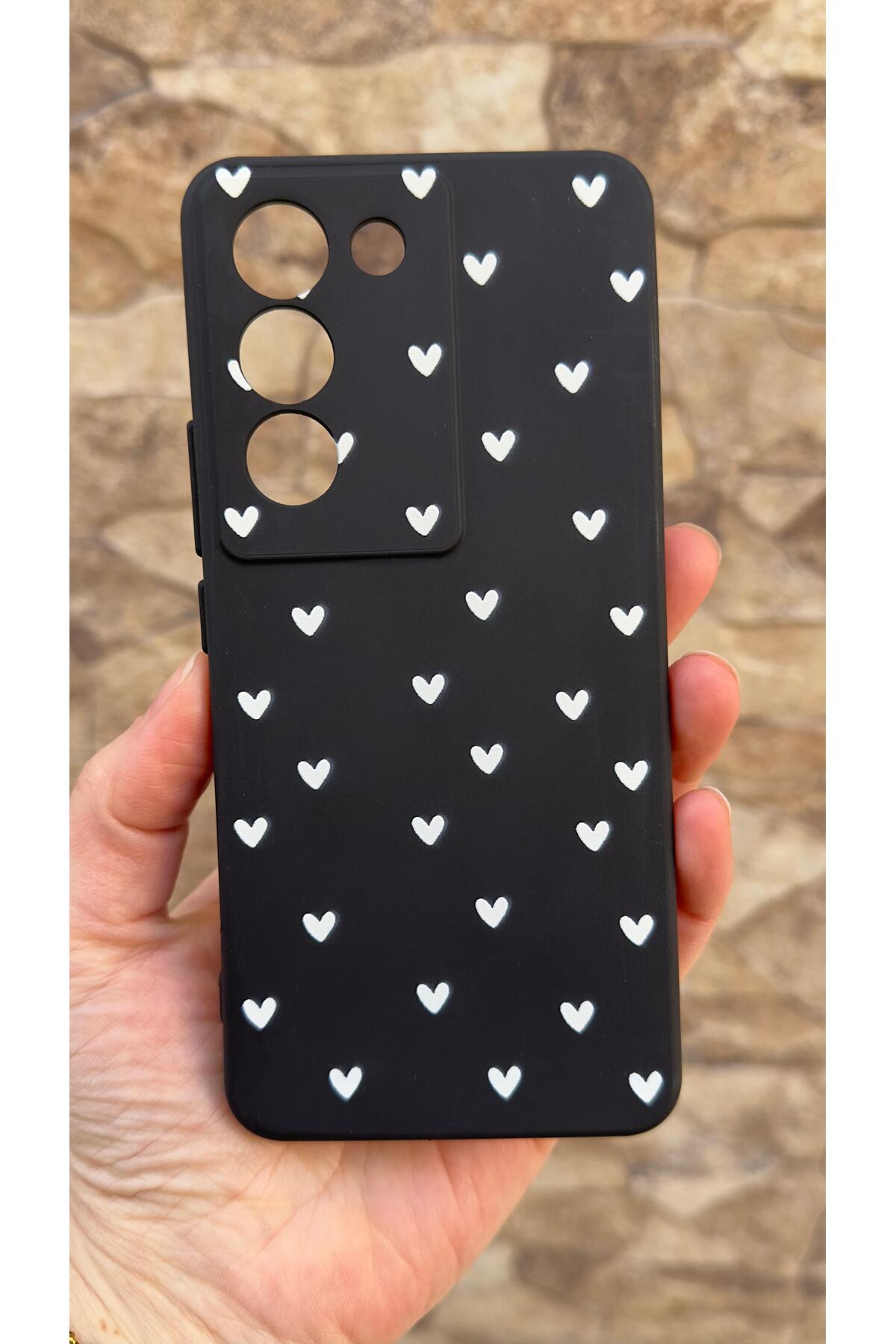 Vivo V30 Lite Uyumlu Beyaz Kalp Desenli Silikon Darbe Emici Klasik Korumalı Rubber Kılıf
