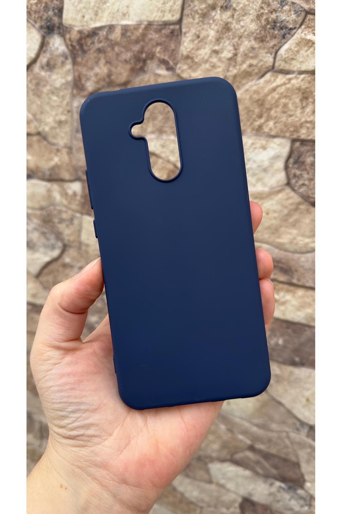 HUAWEİ Mate 20 Lite Uyumlu Silikon Darbe Emici Klasik Korumalı Rubber Kılıf