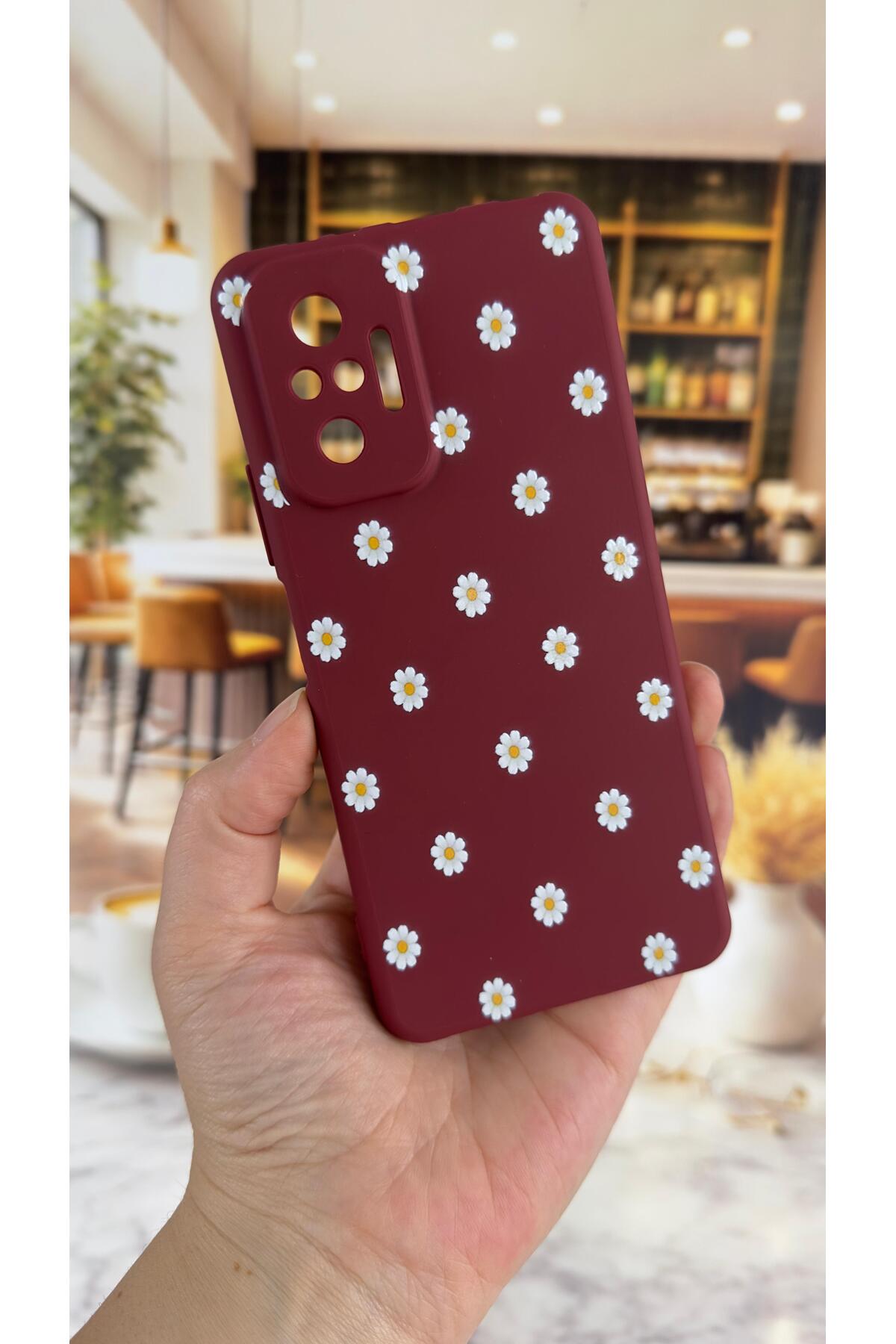 Redmi Note 10 Pro Uyumlu Beyaz Papatya Desenli Silikon Darbe Emici Klasik Korumalı Rubber Kılıf
