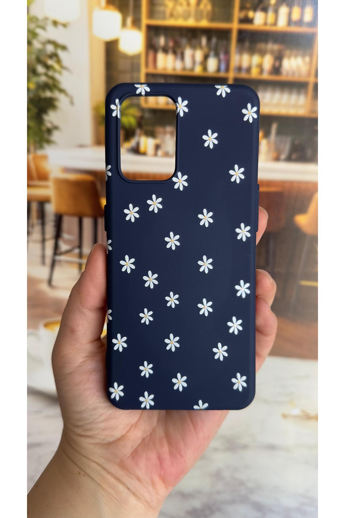 Oppo A54 Uyumlu Mini Papatya Desenli Silikon Darbe Emici Klasik Korumalı Rubber Kılıf