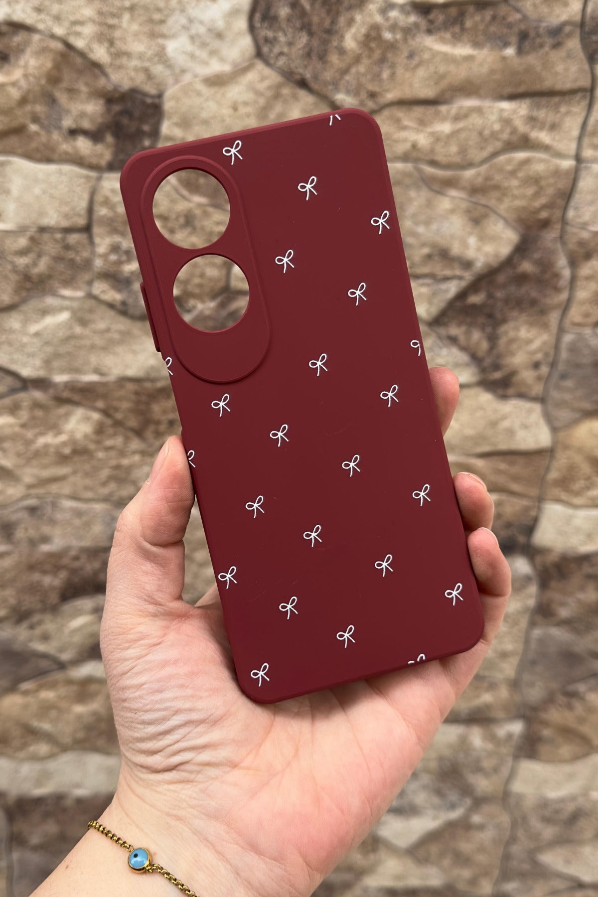 Oppo A60 Uyumlu Beyaz Fiyonk Desenli Silikon Darbe Emici Klasik Korumalı Rubber Kılıf