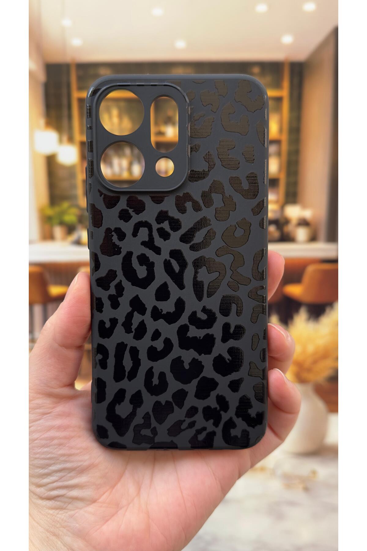 OPPO RENO 14 Uyumlu Leopar Desenli Silikon Darbe Emici Klasik Korumalı Rubber Kılıf