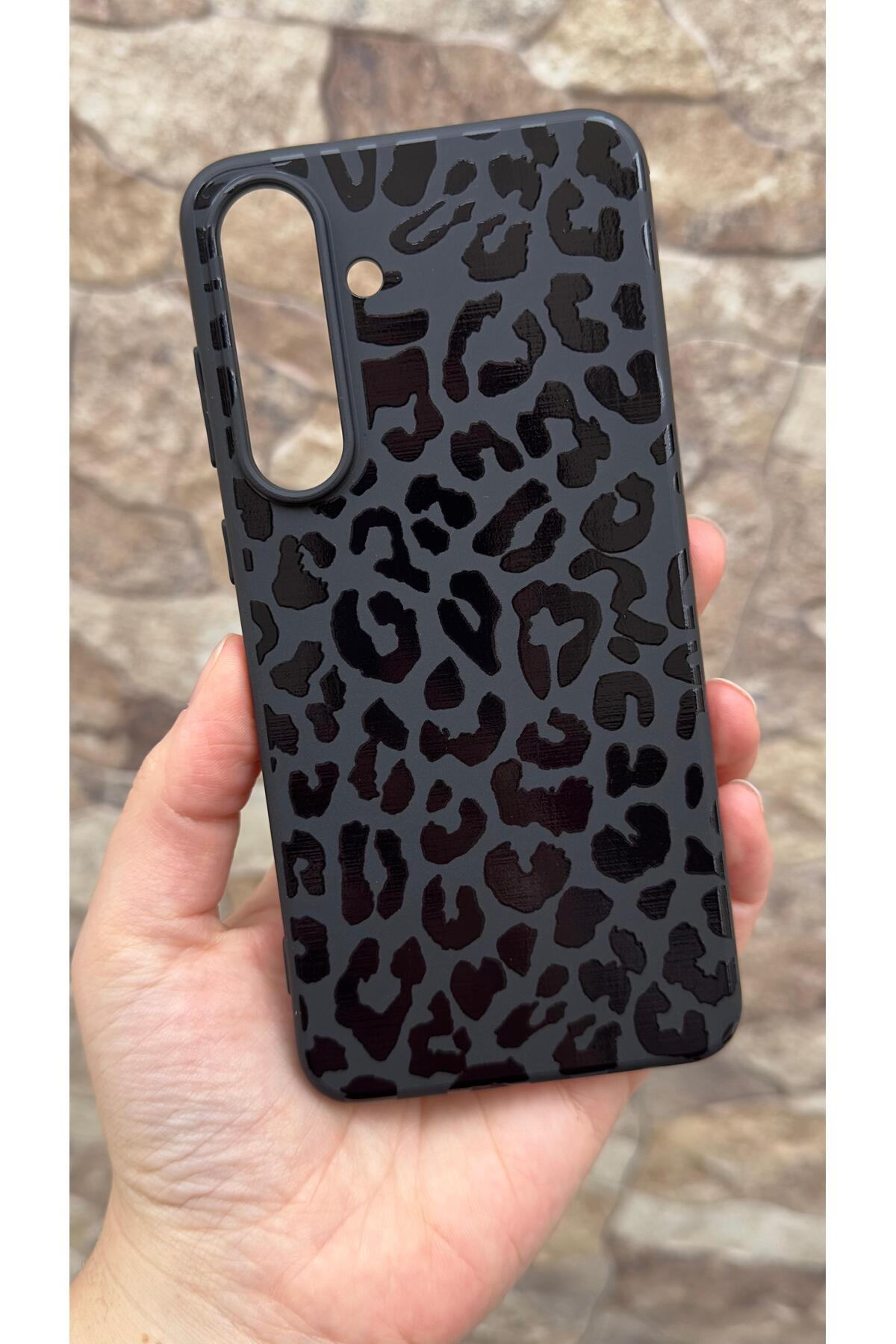 Samsung Galaxy S25 FE Uyumlu Leopar Desenli Silikon Darbe Emici Klasik Korumalı Rubber Kılıf 277