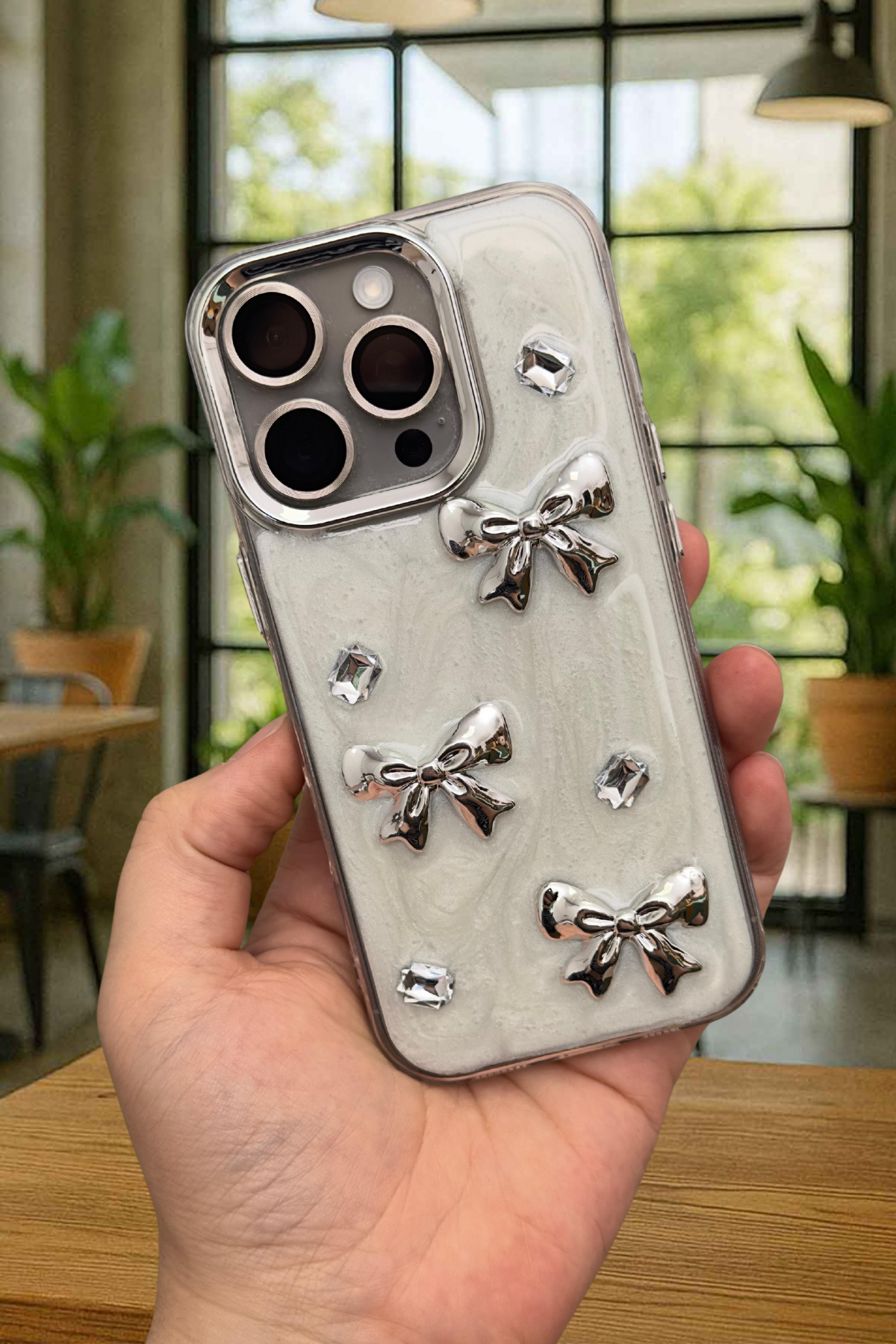 iPhone 16 Pro Max Kamera Çıkıntılı Şık ve Dayanıklı Telefon Kılıfı - Zarif Tasarımlar Moda Kılıf