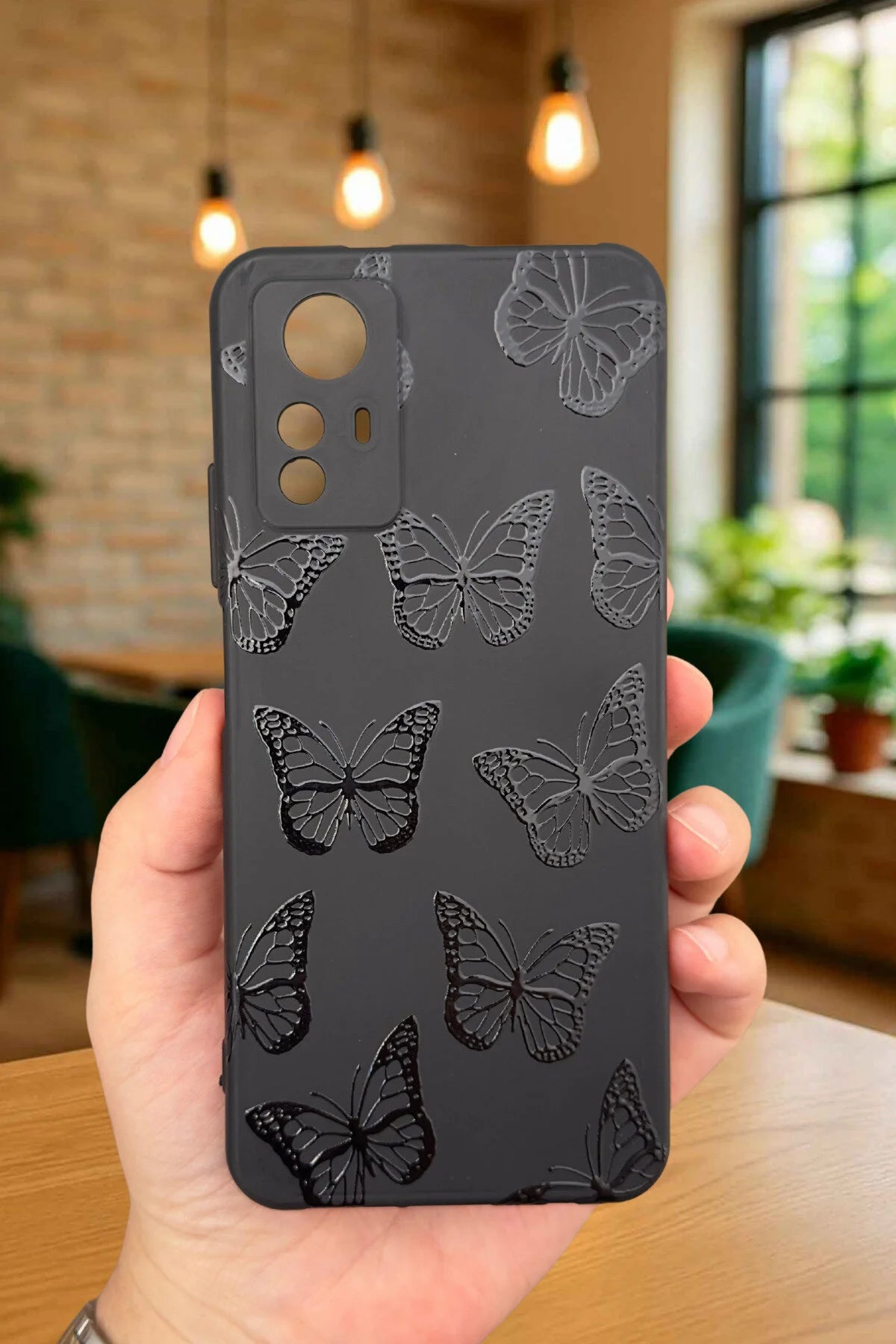 Xiaomi Redmi Note 12S SİYAH KELEBEK DESENLİ Silikon Darbe Emici Klasik Korumalı Rubber Kılıf