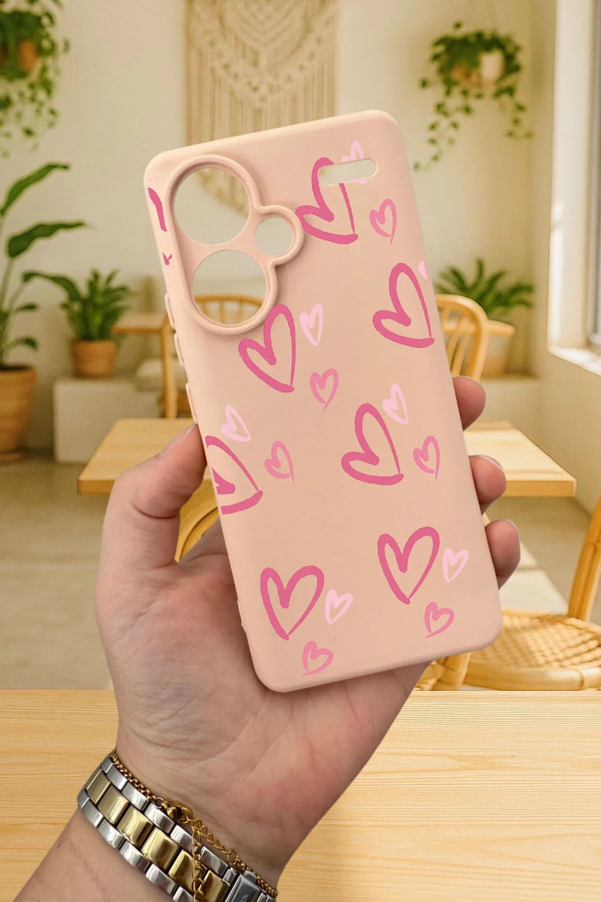 Xiaomi Redmi Note 13 Pro Plus PEMBE KALP DESENLİ Silikon Darbe Emici Klasik Korumalı Rubber Kılıf