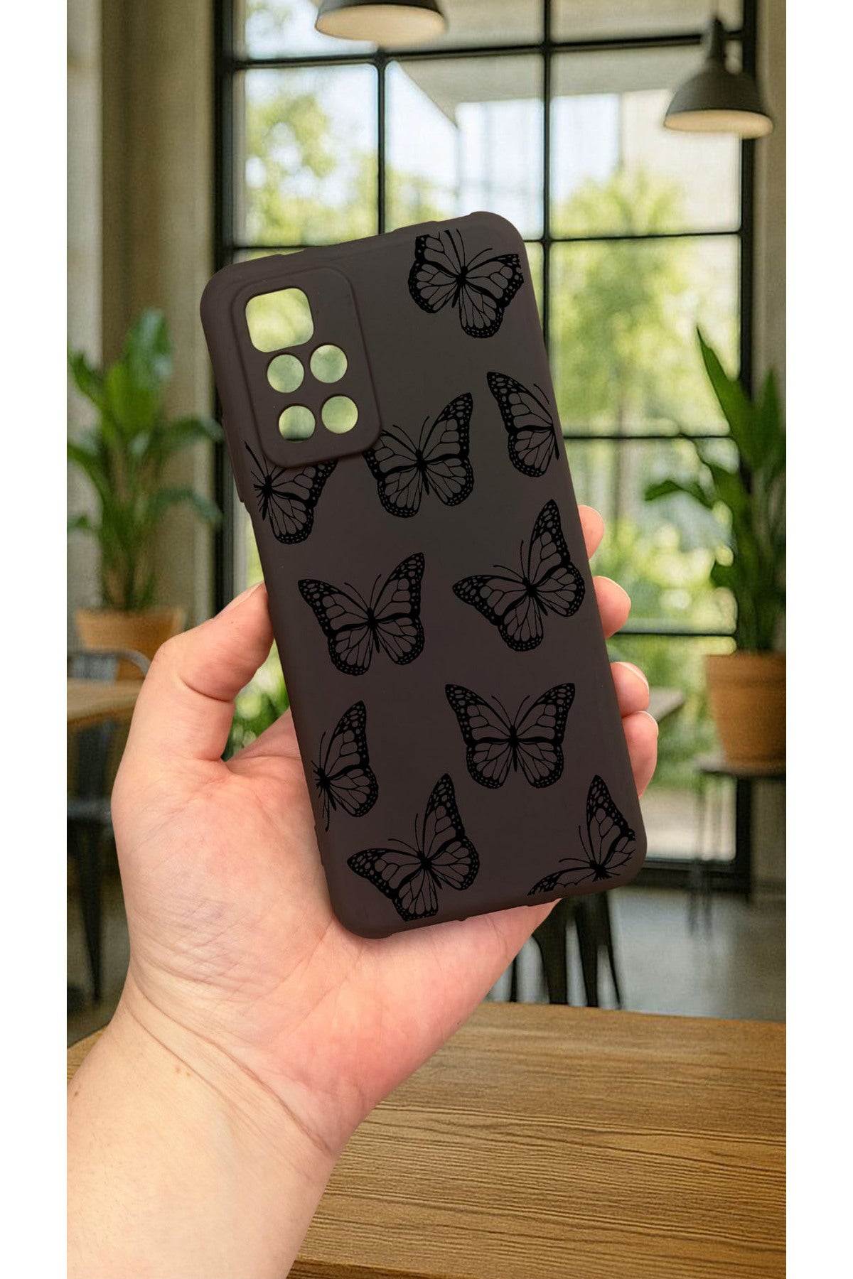 Xiaomi Redmi 10 2022 SİYAH KELEBEK DESENLİ Silikon Darbe Emici Klasik Korumalı Rubber Kılıf