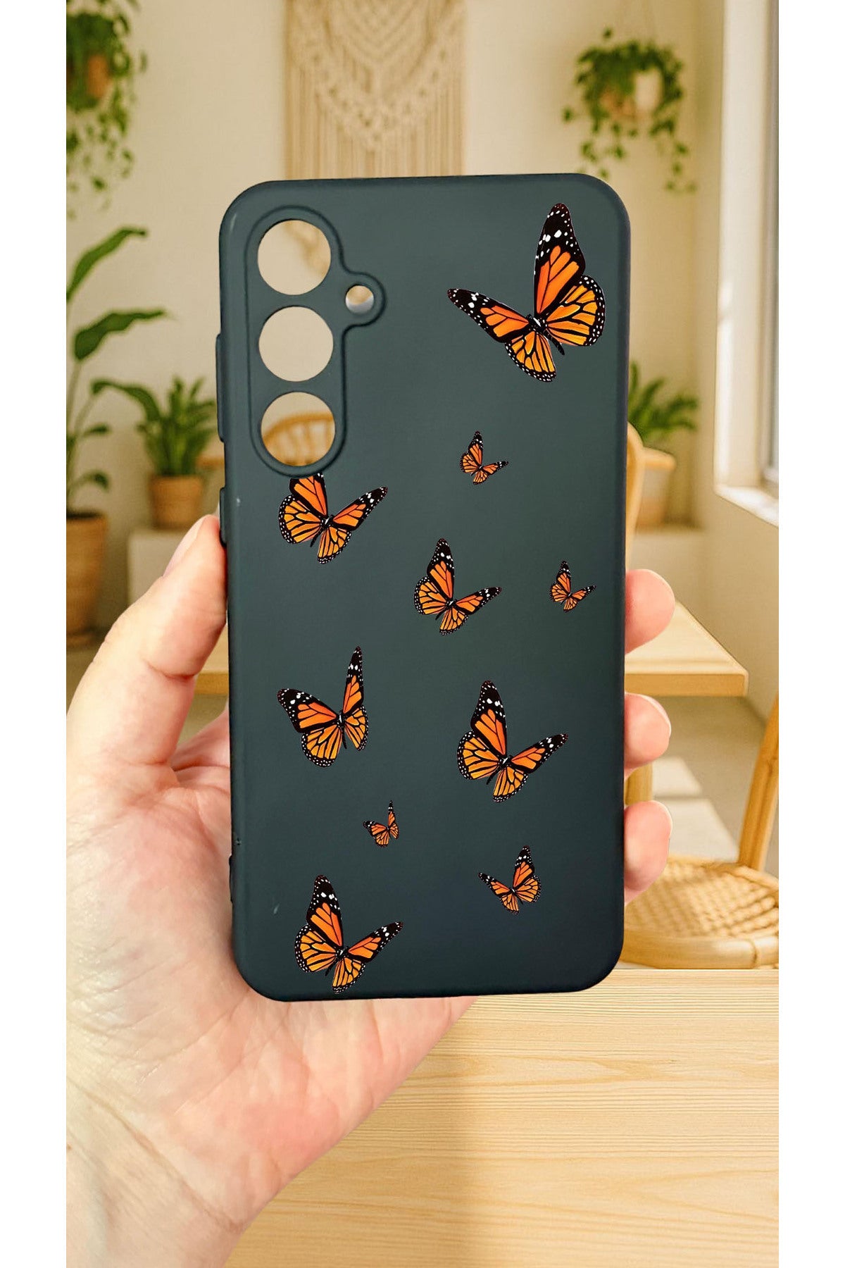 Samsung Galaxy S24FE -KELEBEK DESENLİ Silikon Darbe Emici Klasik Korumalı Rubber Kılıf