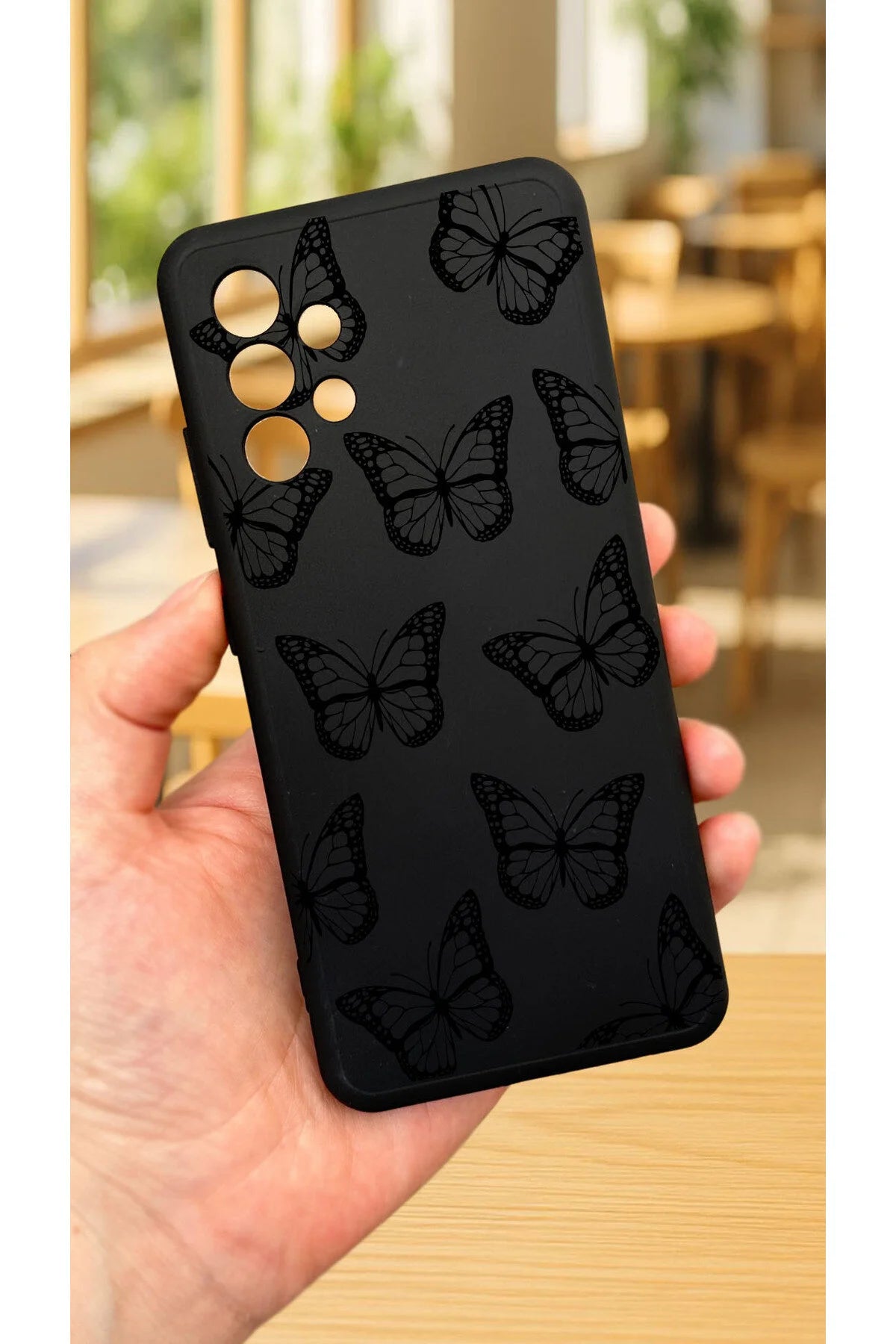 Samsung Galaxy A32 -SİYAH Kelebek Desenli Silikon Darbe Emici Klasik Korumalı Rubber Kılıf