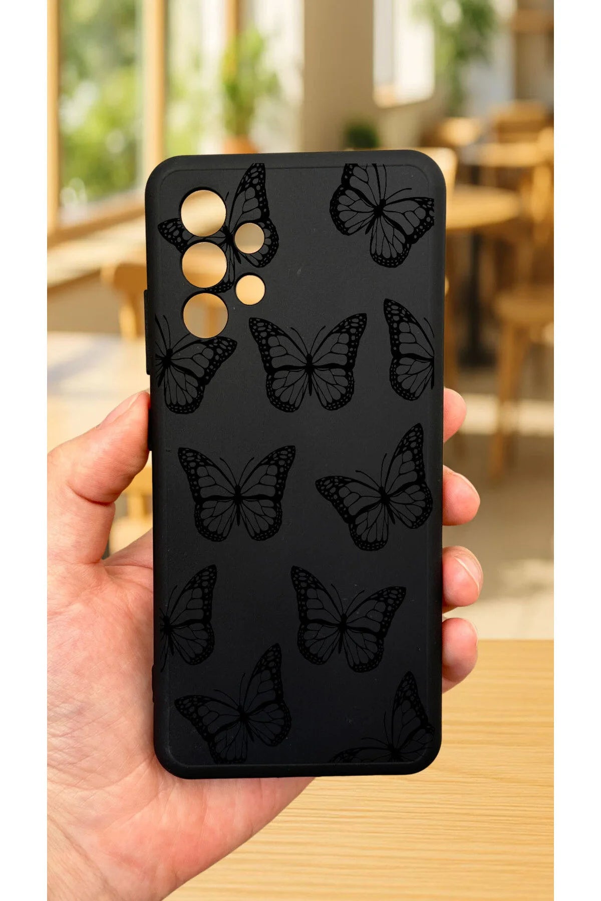 Samsung Galaxy A32 -SİYAH Kelebek Desenli Silikon Darbe Emici Klasik Korumalı Rubber Kılıf