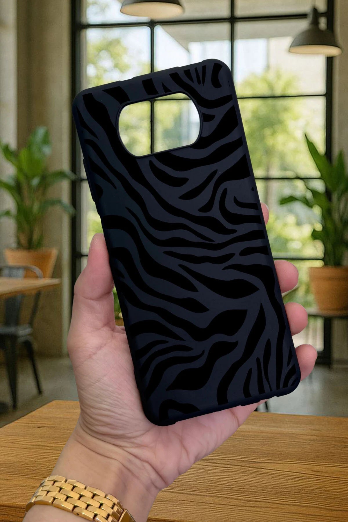 Poco X3 ve X3 Pro ile Uyumlu Zebra Desenli Silikon Darbe Emici Klasik Korumalı Rubber Kılıf