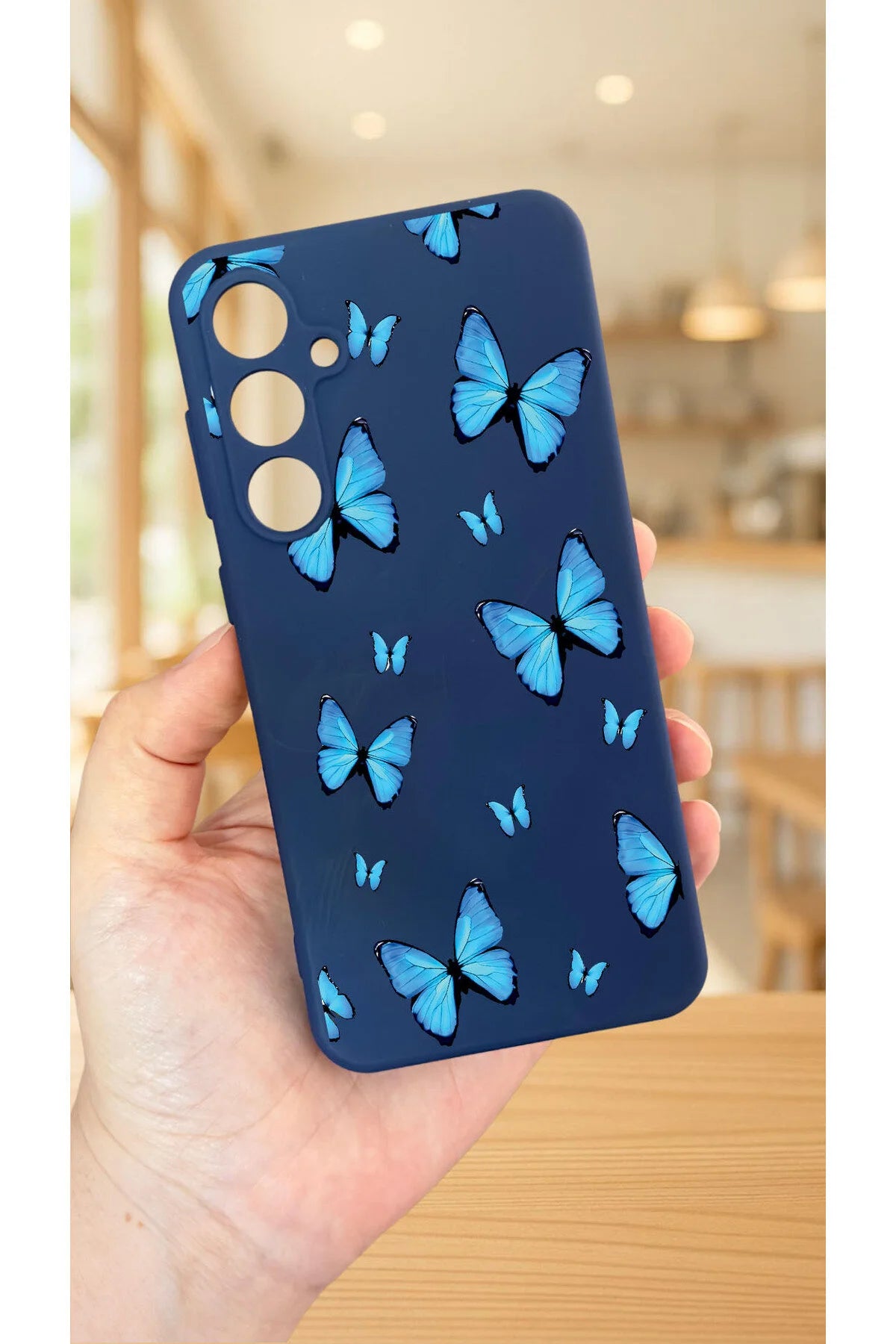 Samsung Galaxy A35 -MAVİ KELEBEK DESENLİ Silikon Darbe Emici Klasik Korumalı Rubber Kılıf