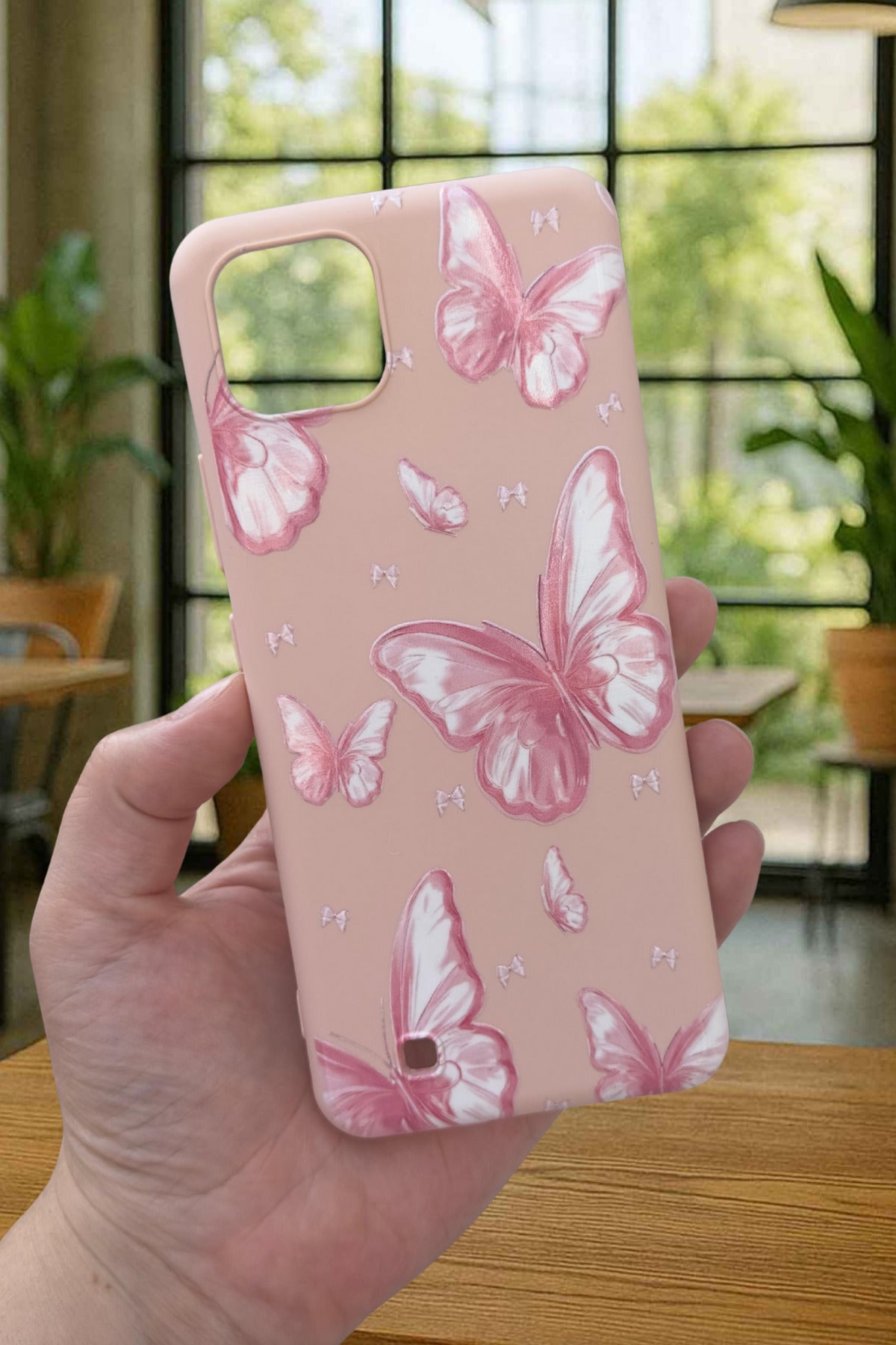 Realme C11 - PEMBE KELEBEK DESENLİ Silikon Darbe Emici Klasik Korumalı Rubber Kılıf