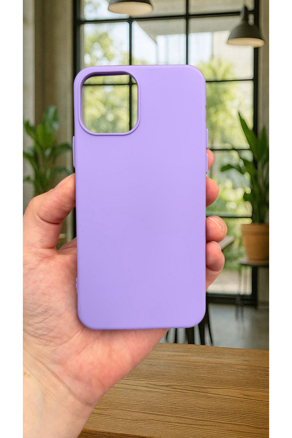 iPhone 12 ve 12 Pro Uyumlu Silikon Darbe Emici Klasik Korumalı Rubber Kılıf