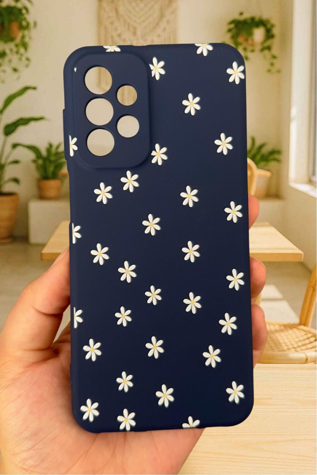 Samsung Galaxy A23 Uyumlu Mini Papatya Desenli Silikon Darbe Emici Klasik Korumalı Rubber Kılıf