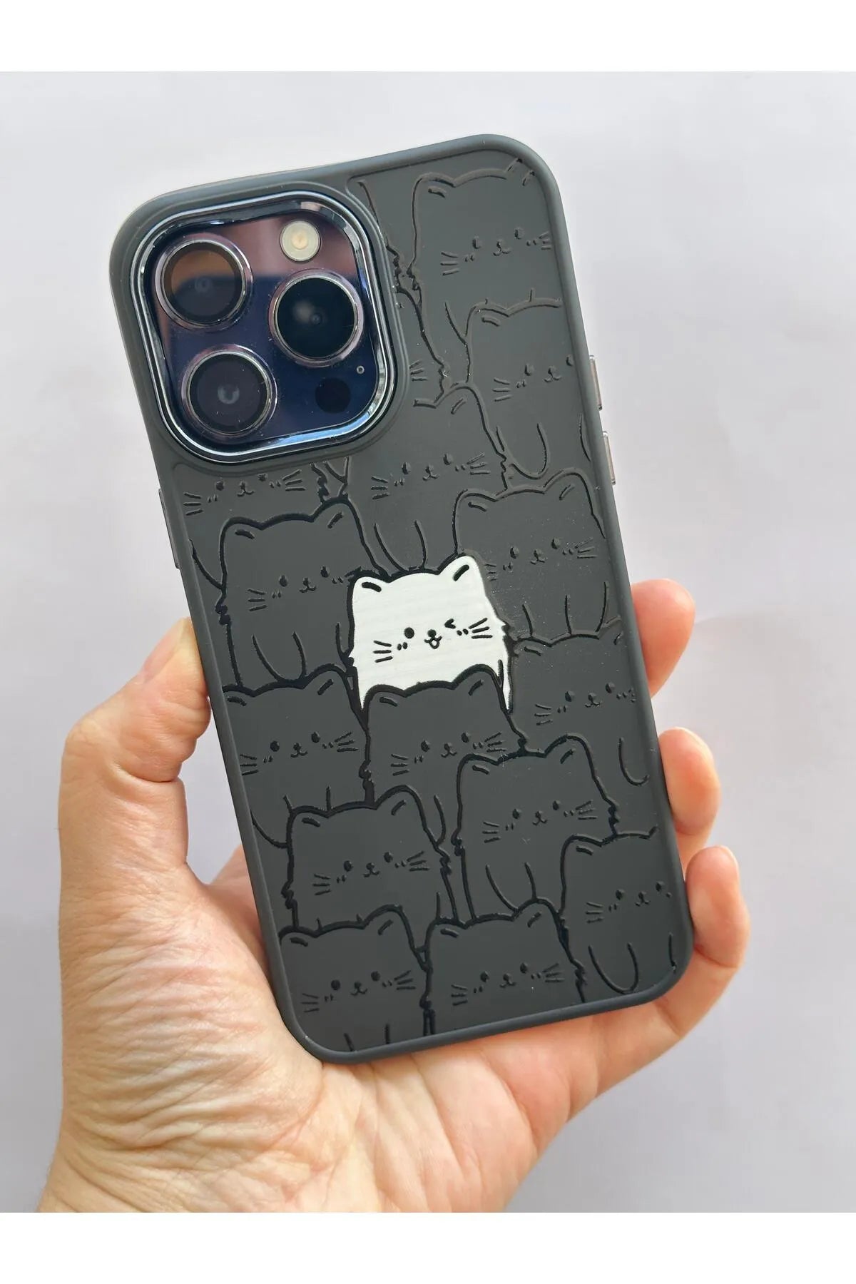 Sevimli Siyah Beyaz Kedi Figürlü Many Cat Telefon Kılıfı