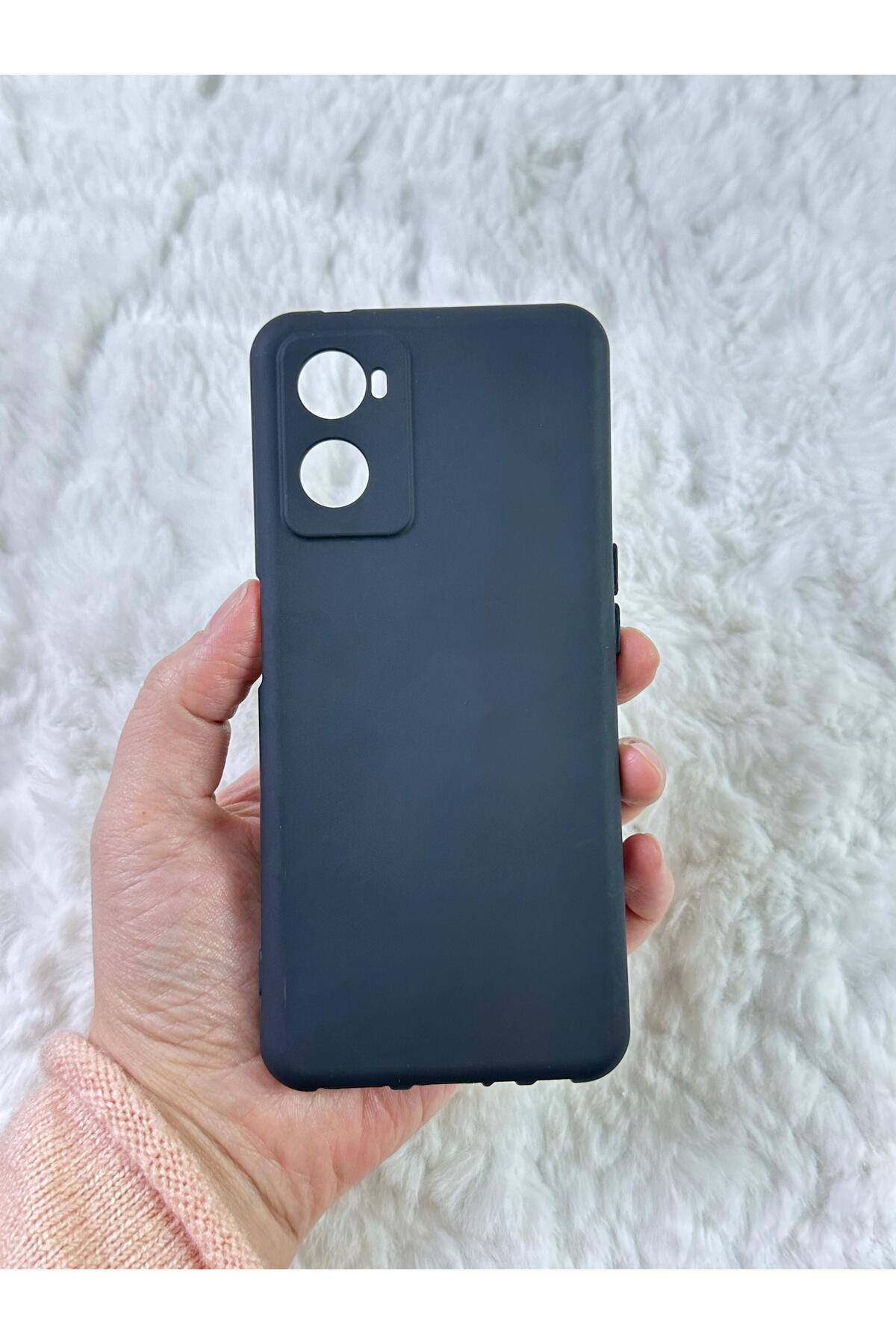 OPPO A96 - Silikon Darbe Emici Klasik Korumalı Rubber Kılıf