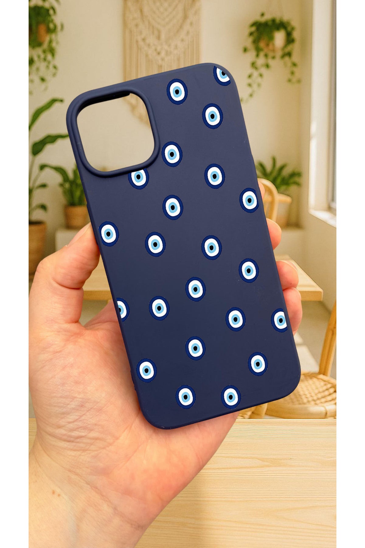 iPhone 12 ve 12 Pro Uyumlu MAVİ BONCUK DESENLİ Silikon Darbe Emici Klasik Korumalı Rubber Kılıf