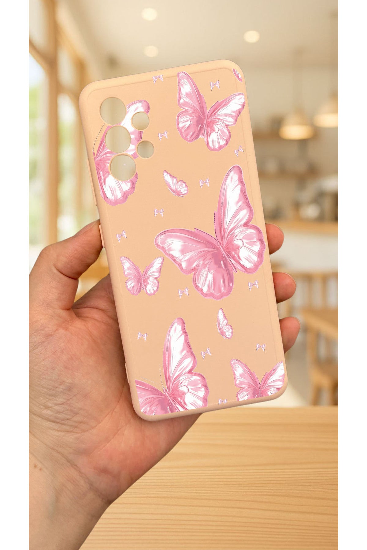 Samsung Galaxy A32 -Kelebek Desenli Silikon Darbe Emici Klasik Korumalı Rubber Kılıf