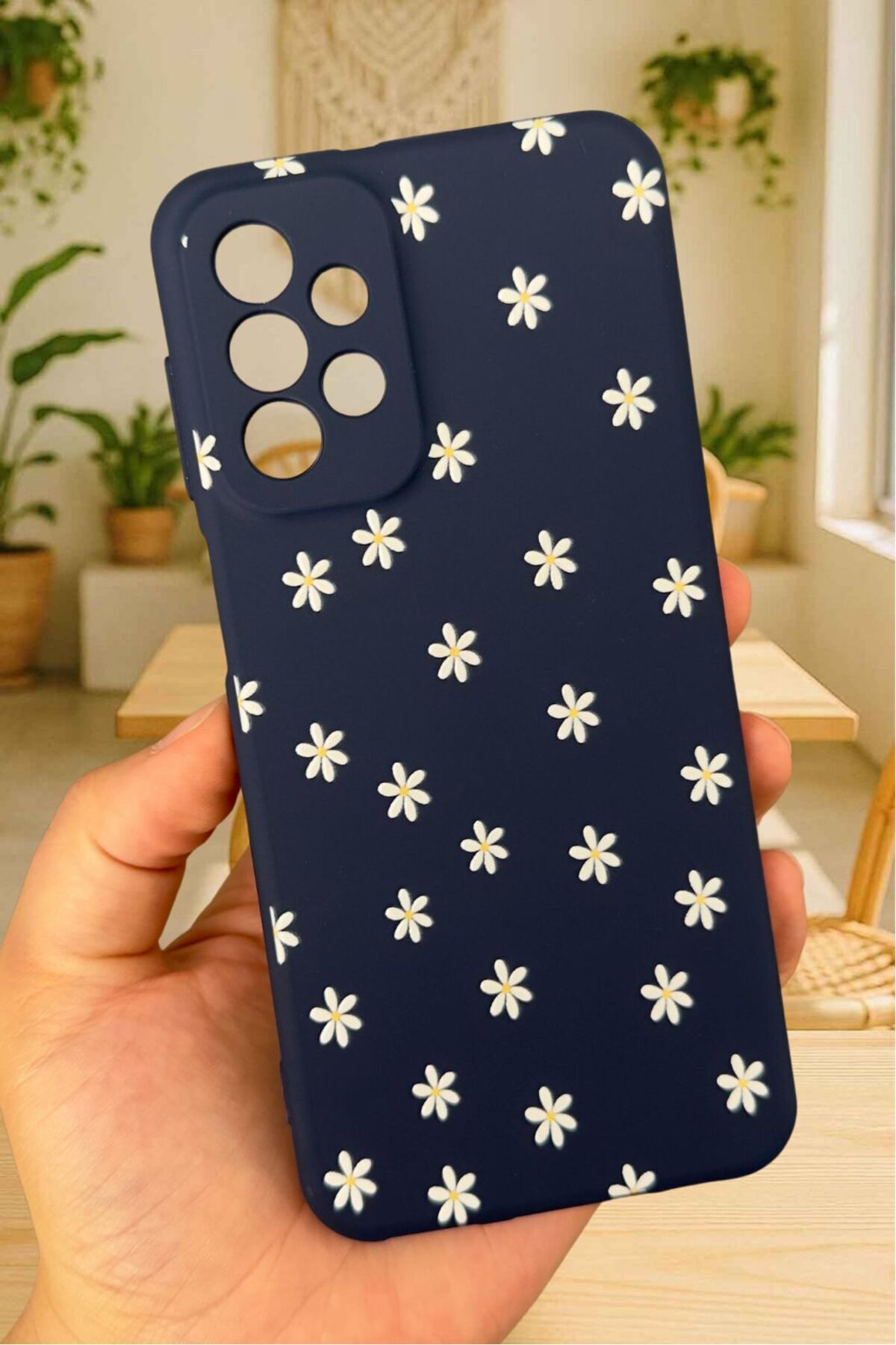 Samsung Galaxy A23 Uyumlu Mini Papatya Desenli Silikon Darbe Emici Klasik Korumalı Rubber Kılıf