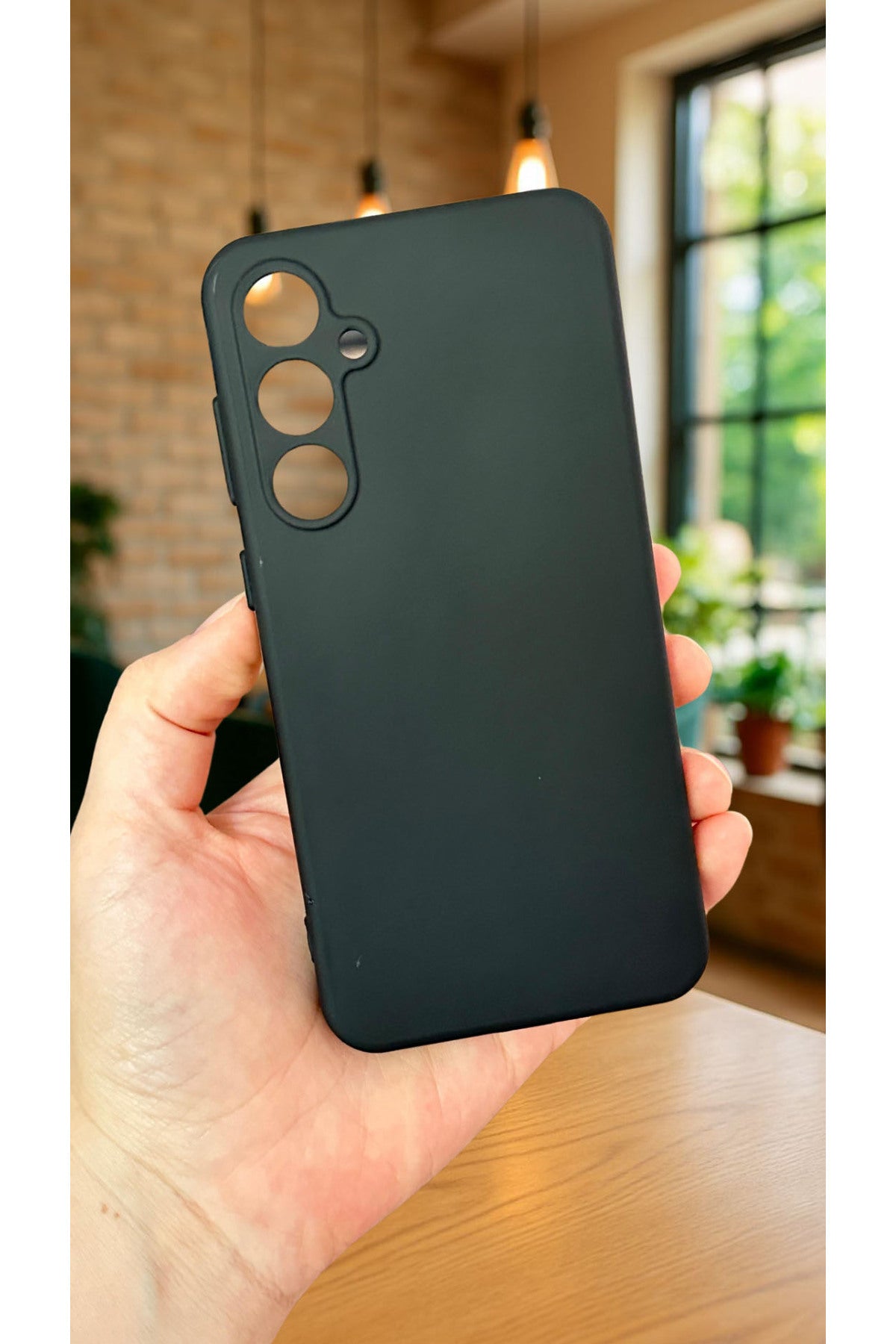 Samsung Galaxy A35 - Silikon Darbe Emici Klasik Korumalı Rubber Kılıf