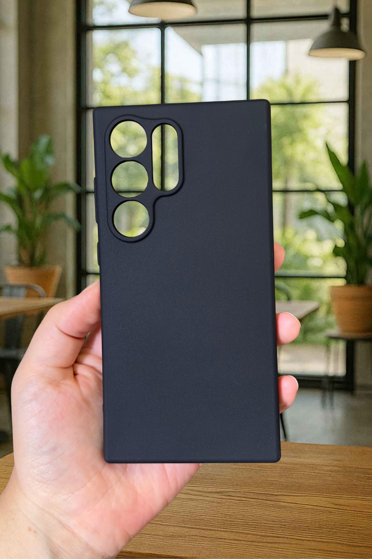Samsung Galaxy S22 Ultra Silikon Darbe Emici Klasik Korumalı Rubber Kılıf