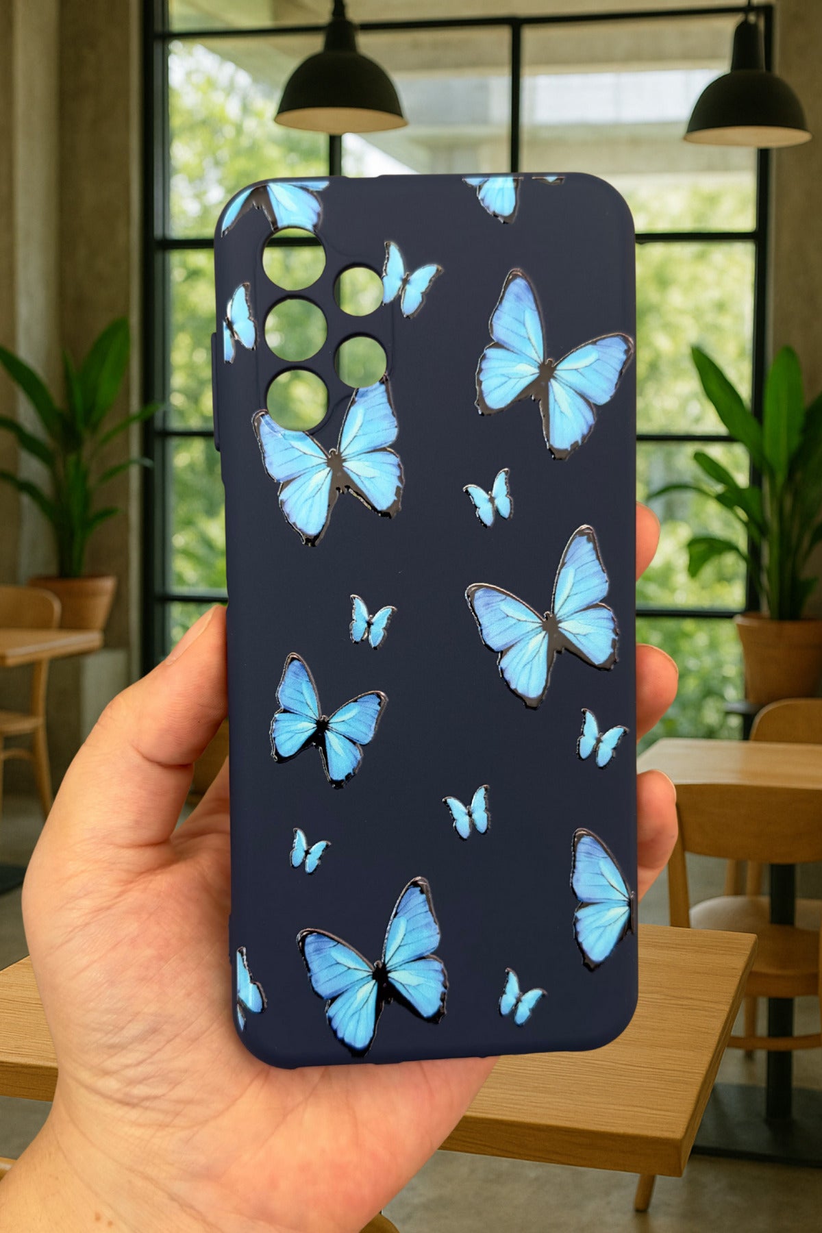 Samsung Galaxy A13 Uyumlu Mavi Kelebek Desenli Silikon Darbe Emici Klasik Korumalı Rubber Kılıf