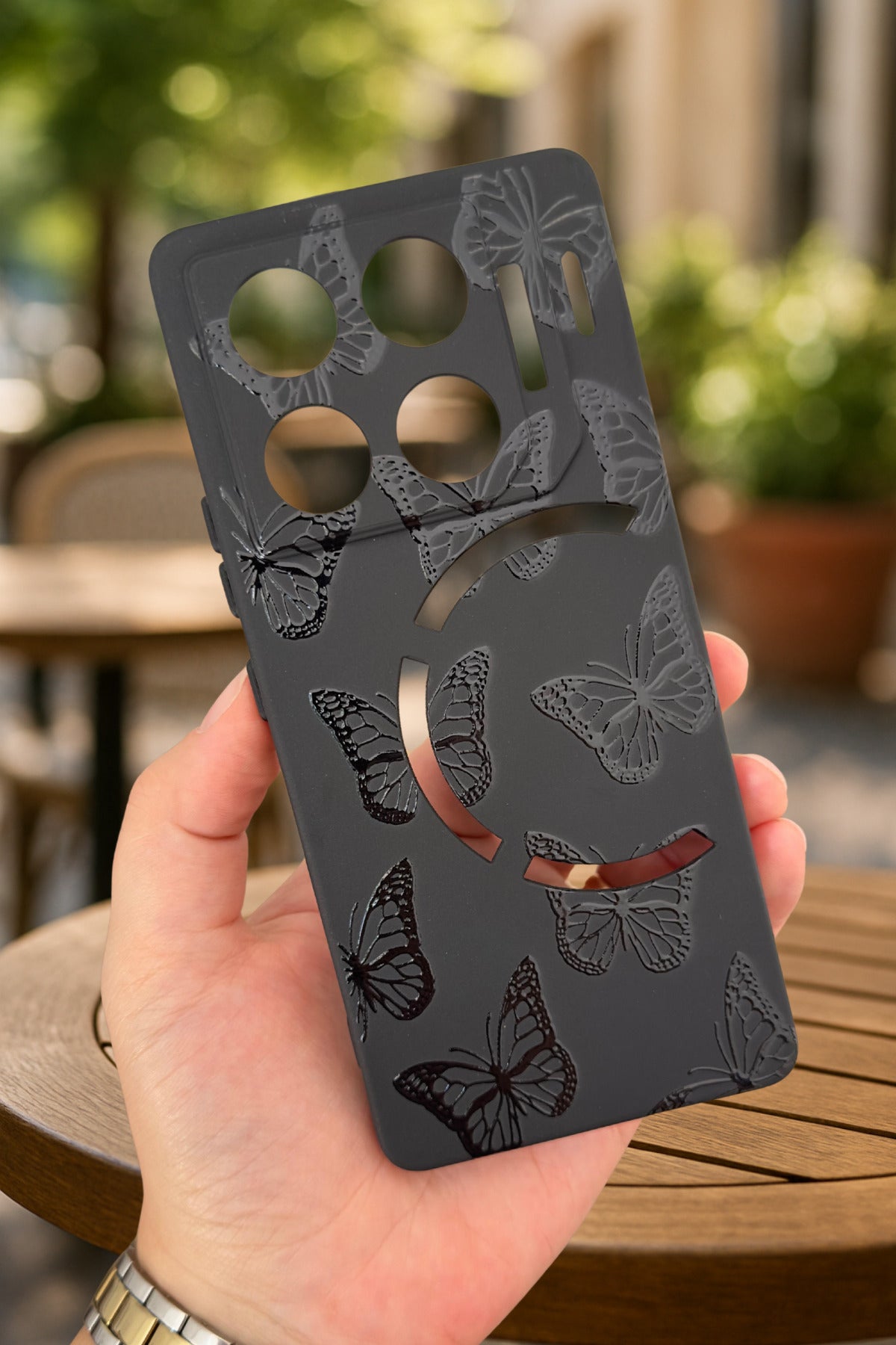 İnfinix GT 20 Pro SİYAH KELEBEK DESENLİ Silikon Darbe Emici Klasik Korumalı Rubber Kılıf