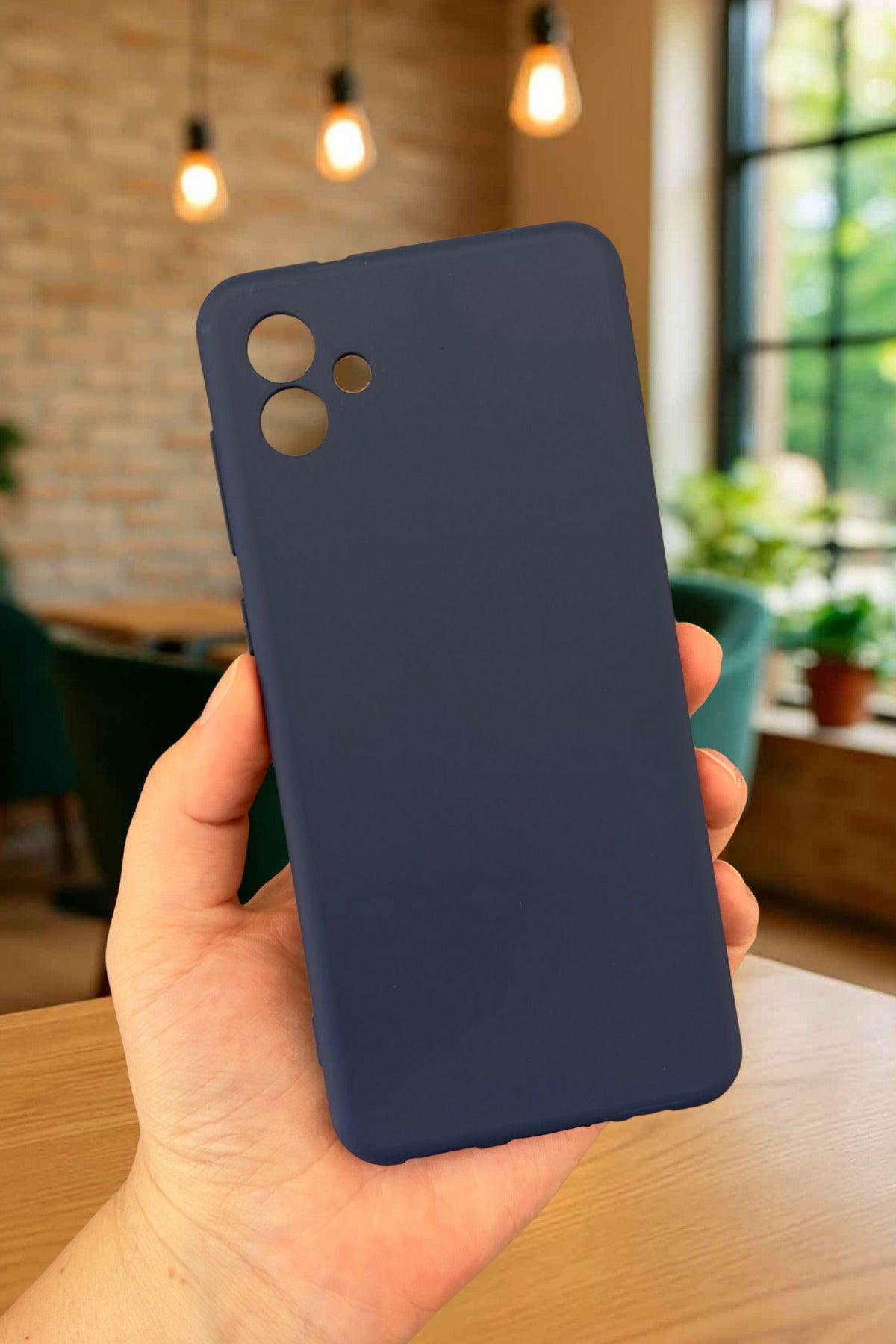 Samsung Galaxy A04 Silikon Darbe Emici Klasik Korumalı Rubber Kılıf