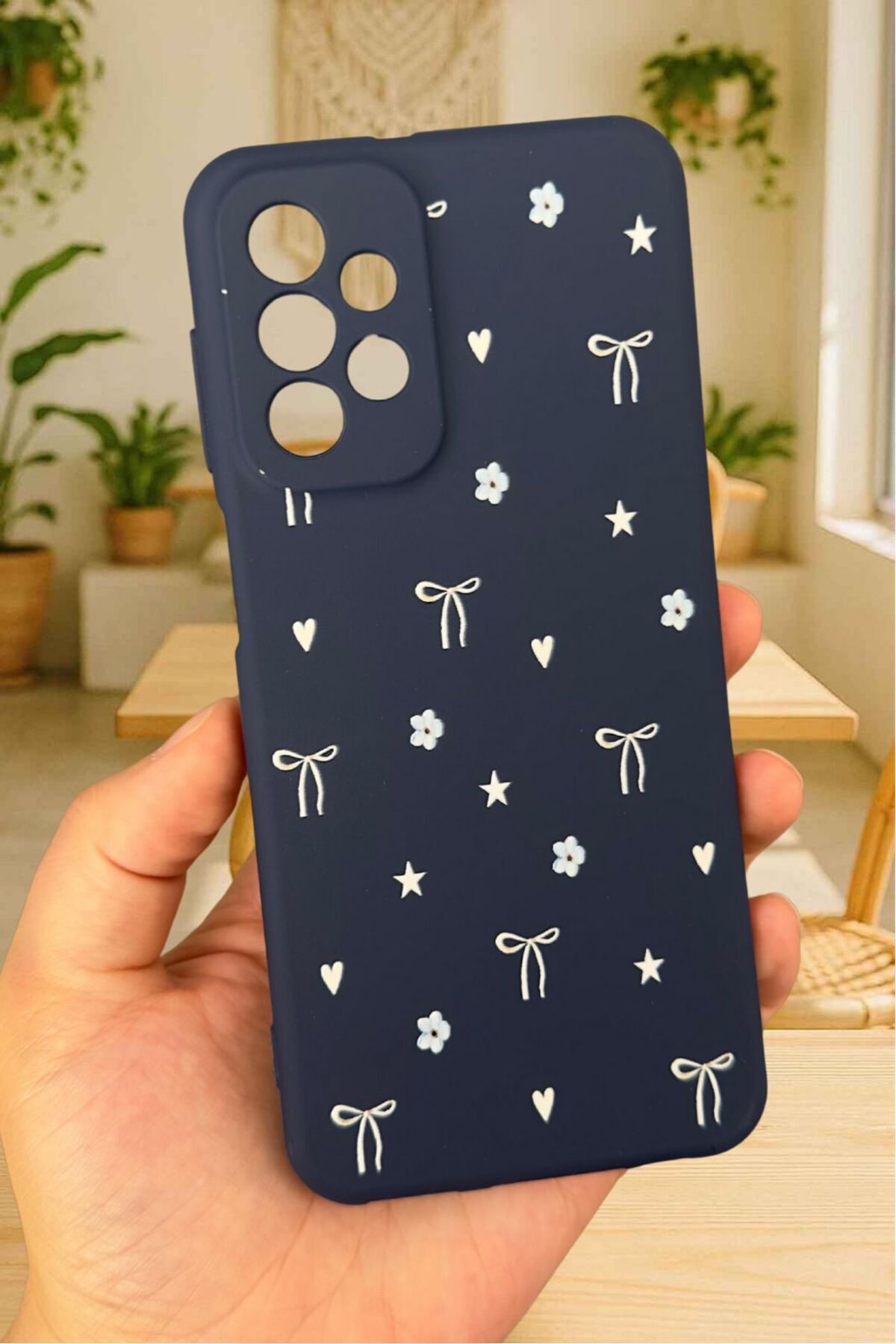 Samsung Galaxy A23 Uyumlu Mini Fiyonk Desenli Silikon Darbe Emici Klasik Korumalı Rubber Kılıf