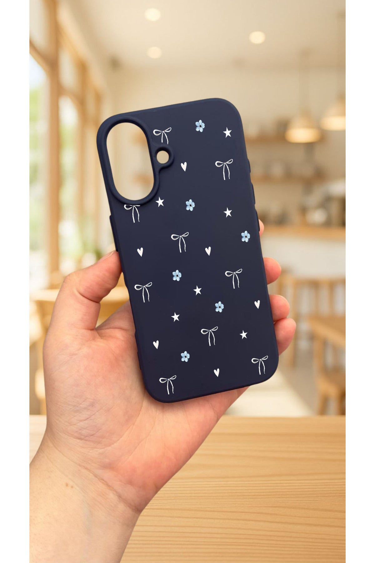 iPhone 16 Plus - MİNİ FİYONK DESENLİ Silikon Darbe Emici Klasik Korumalı Rubber Kılıf