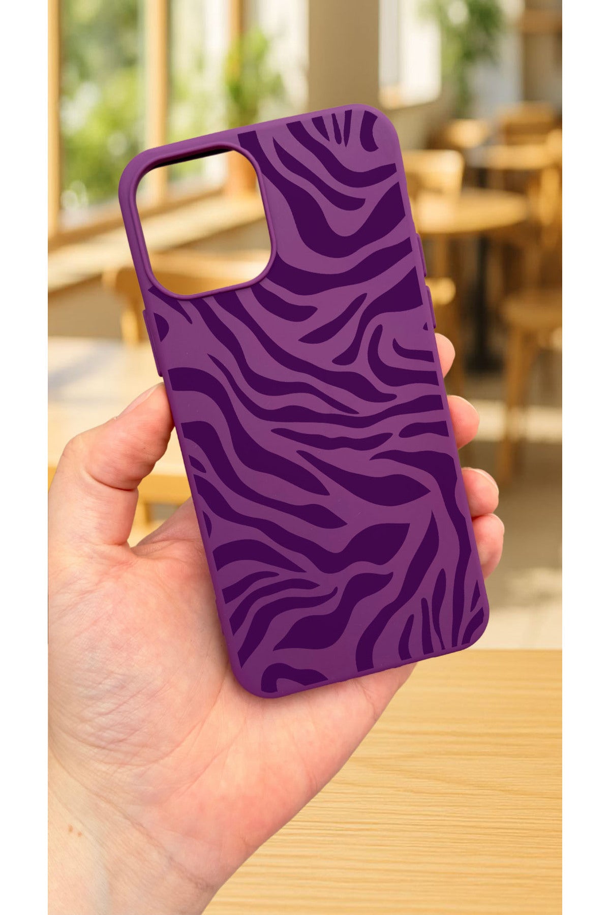 iPhone 13 -ZEBRA DESENLİ Silikon Darbe Emici Klasik Korumalı Rubber Kılıf