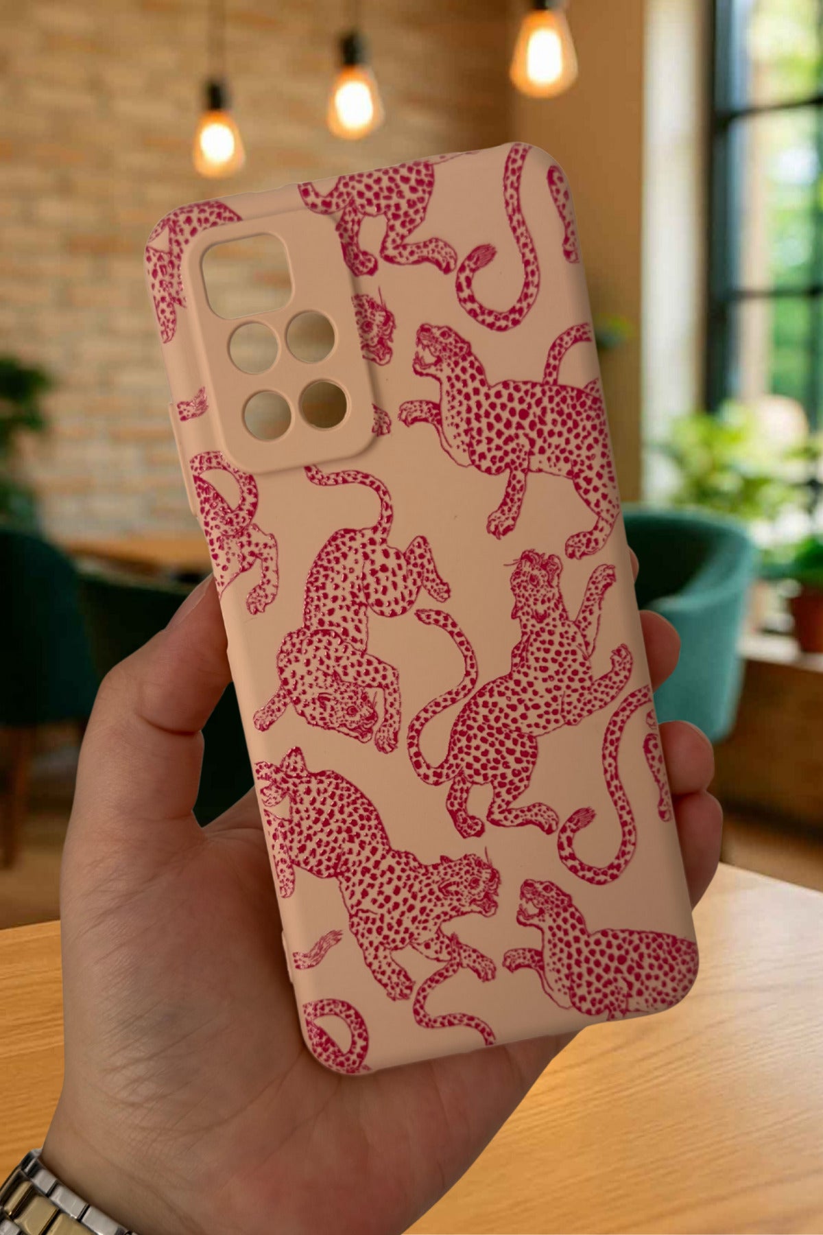 Xiaomi Redmi 10 2022 PEMBE LEOPAR DESENLİ Silikon Darbe Emici Klasik Korumalı Rubber Kılıf